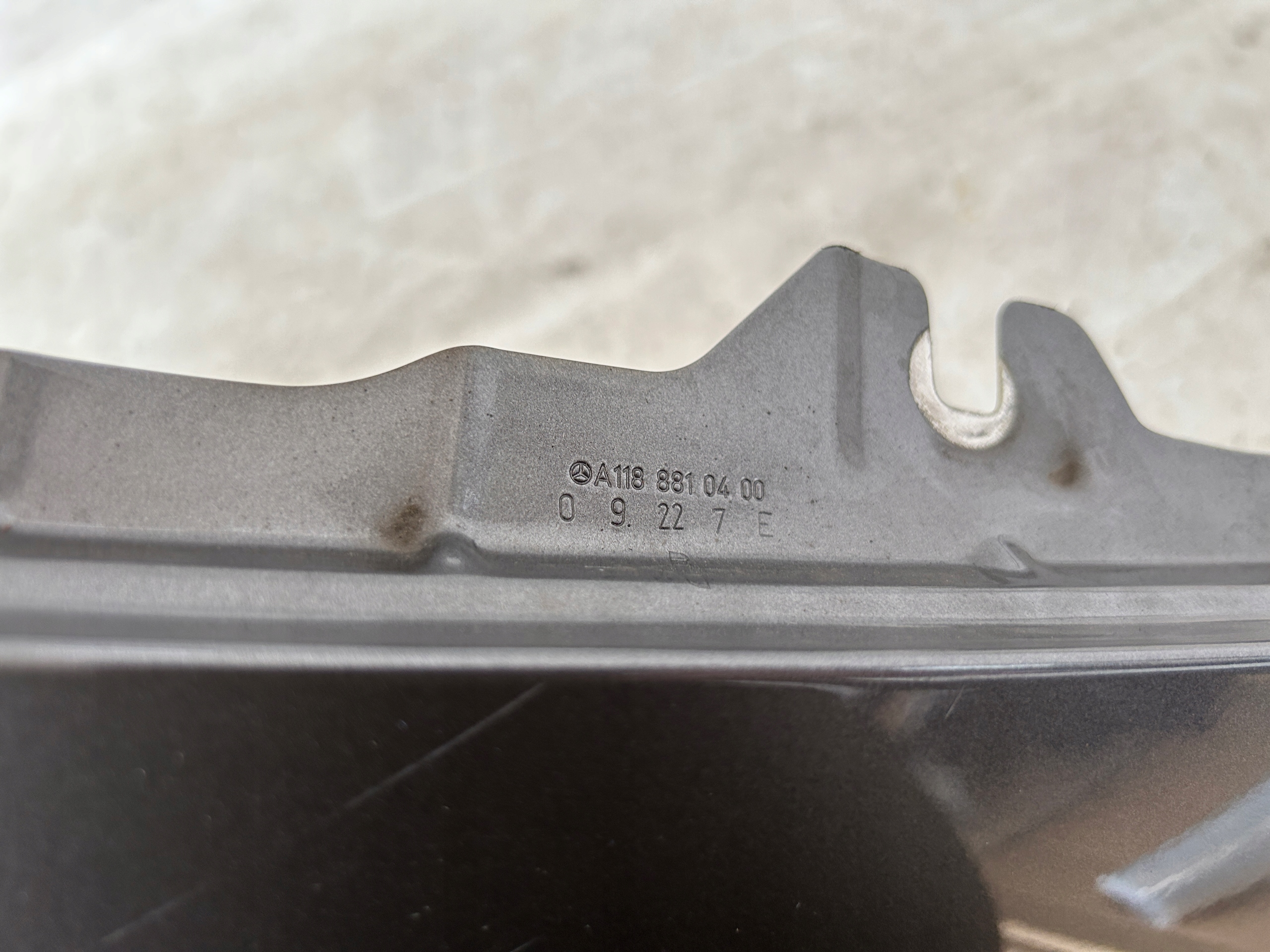 fender right front front MERCEDES CLA 118