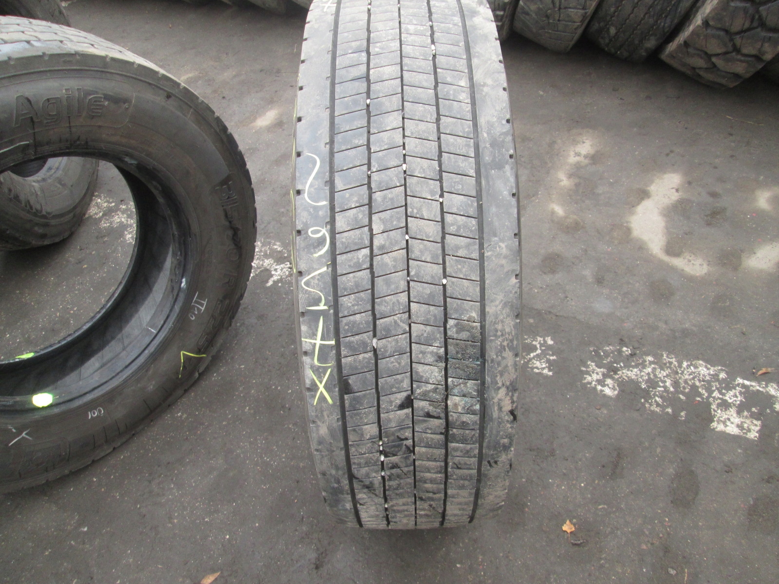 315 / 70R22,5 Continental привод