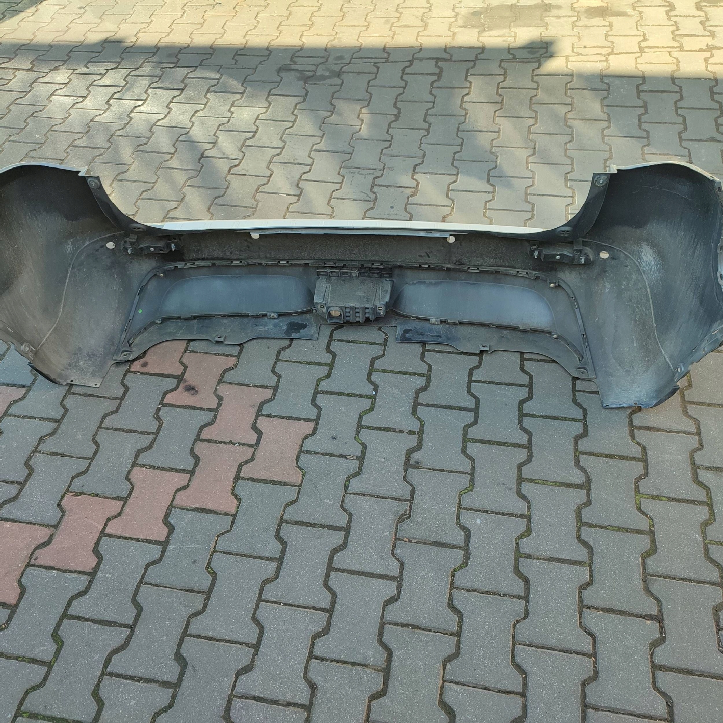 bumper rear Suzuki Vitara (LY) 7181154P