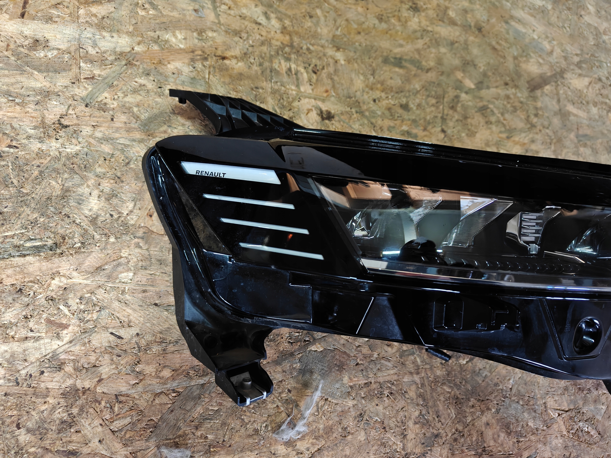 light front FULL LED right RENAULT MEGANE V E-TECH 260103279R