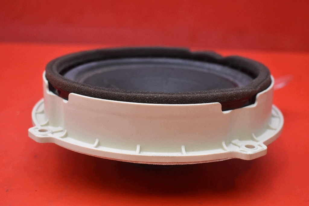 speaker left front 96330-G3000 HYUNDAI I30 3 III PD LIFT 18-20