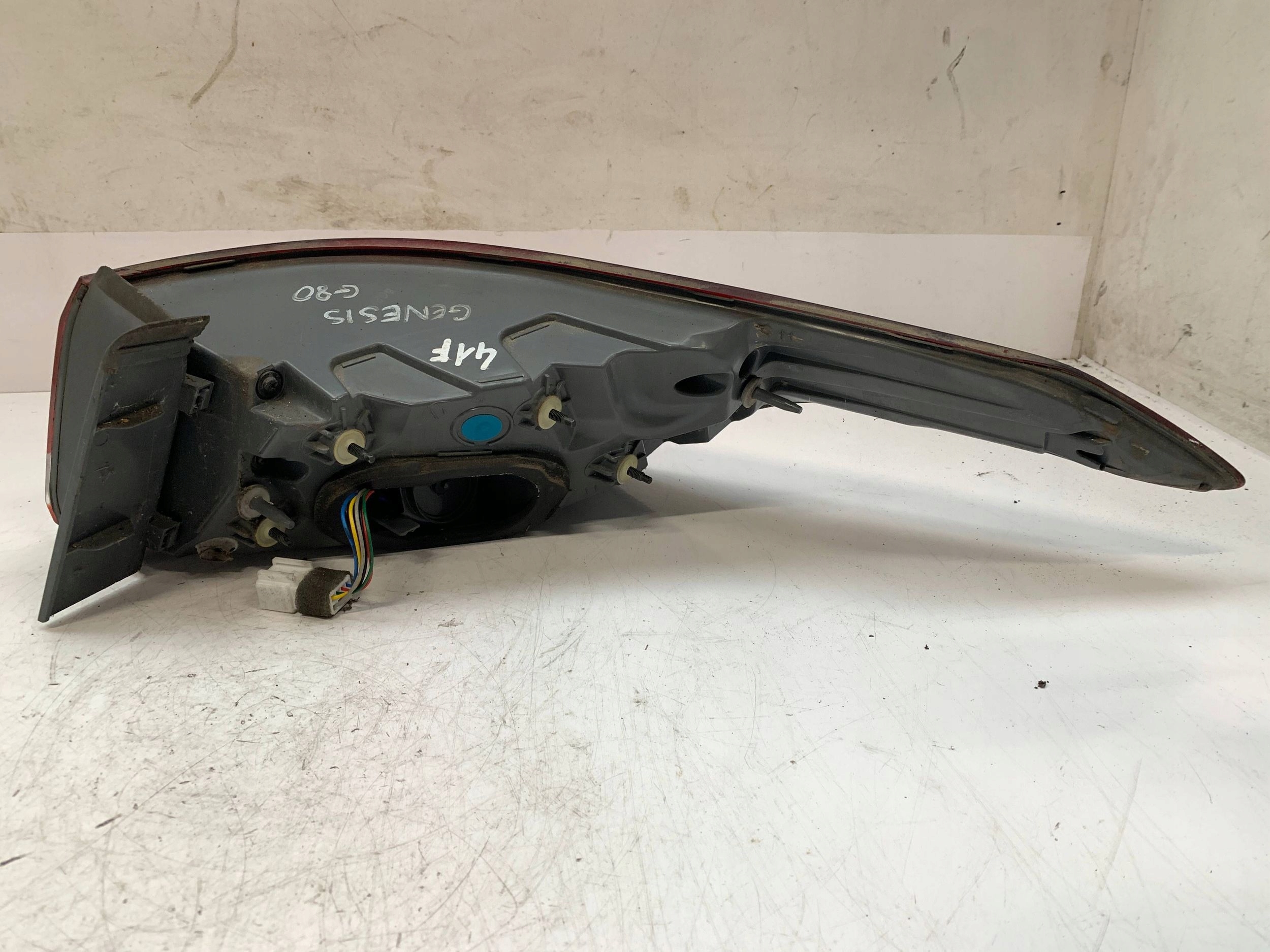 Hyundai Genesis G80 фонарь левый в крыло