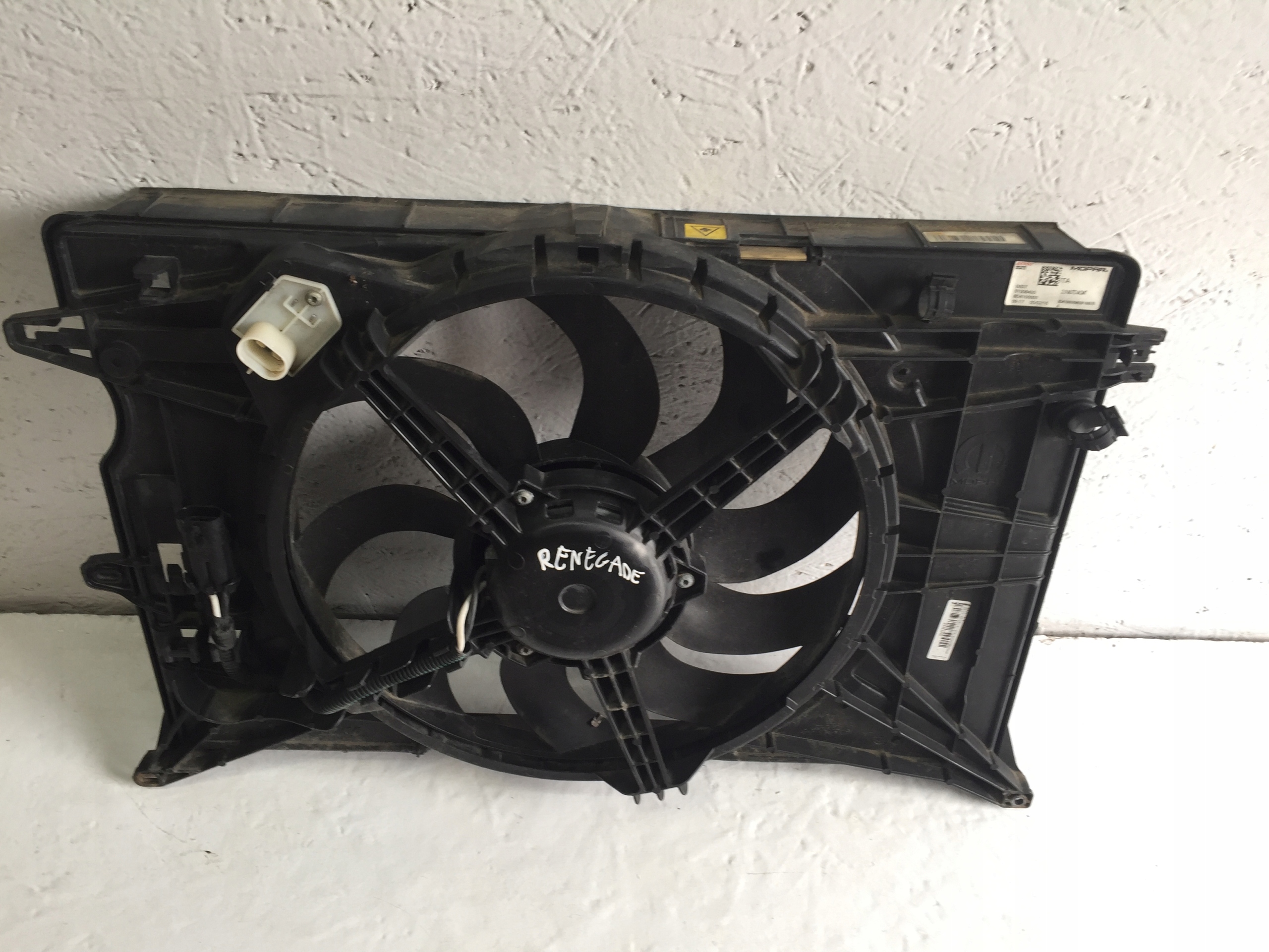 OBUDOWA WENTYLATORA JEEP RENEGADE
