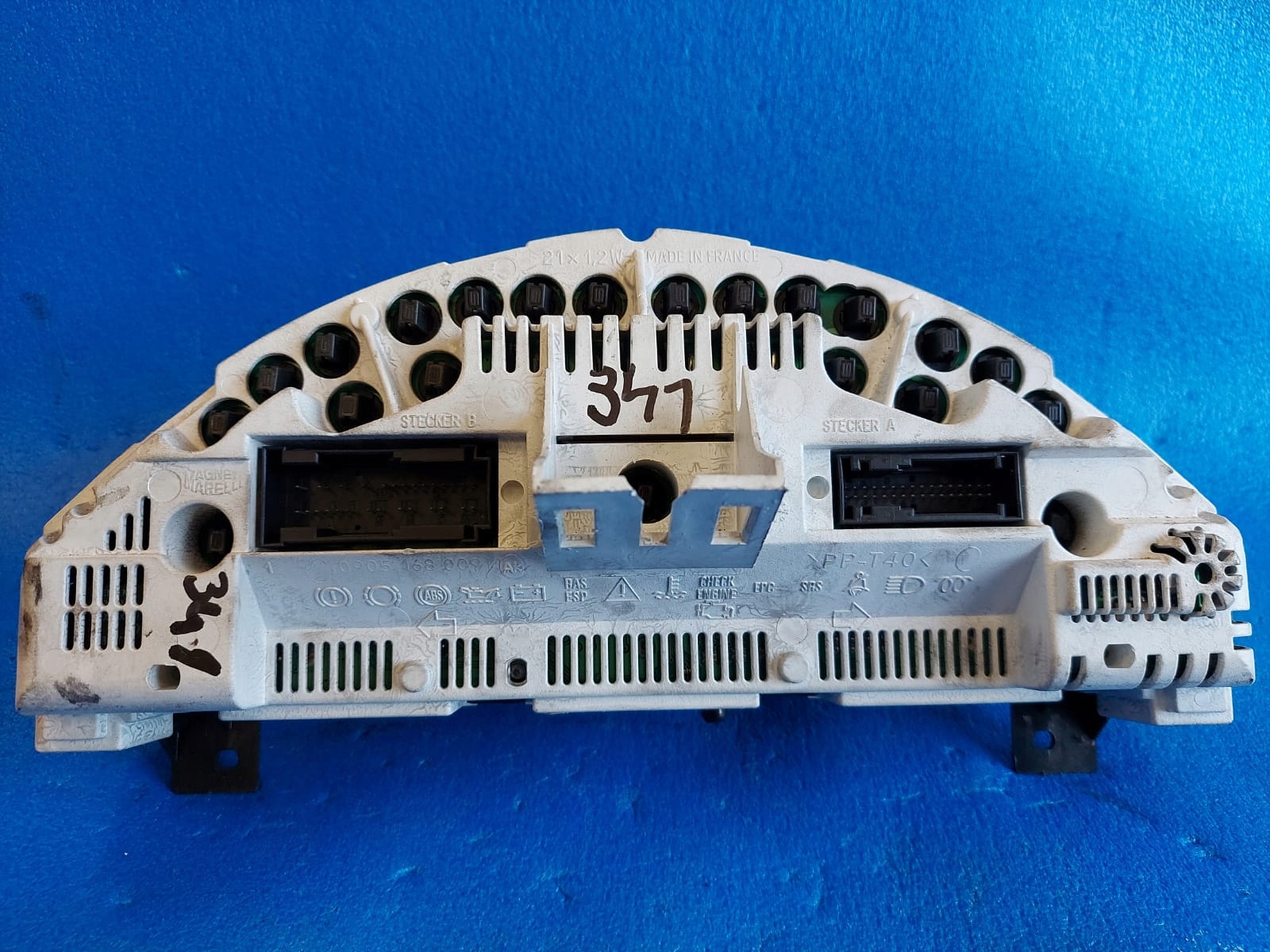 dials clock MERCEDES A-KLASA A1685404311