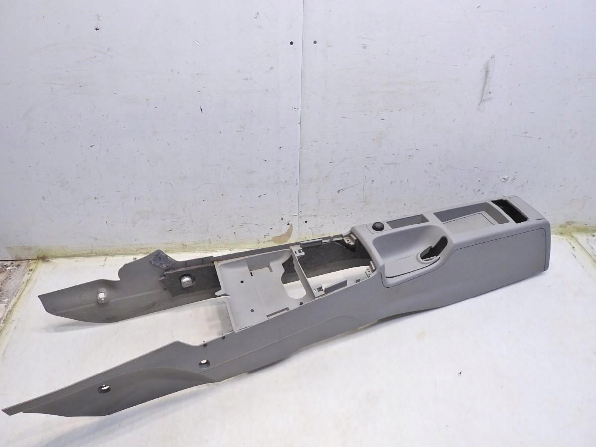 тунель середина Audi A3 8P 8P1863244 8P1863244A