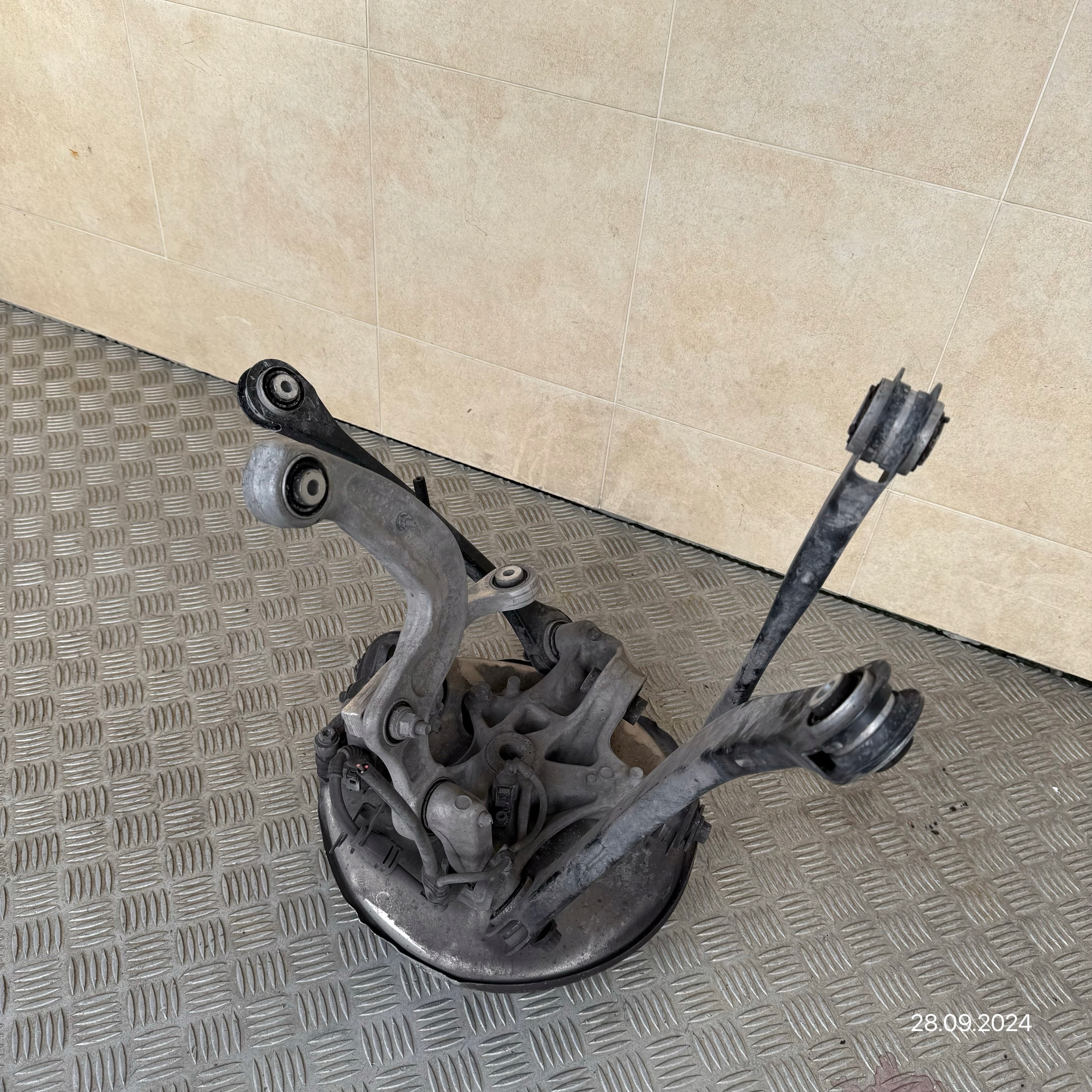swing rear left AUDI A4 B9 8W0 LIFT 2.0 TFSI