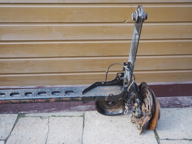 OŚ BELKA TYLNA TARCZE RENAULT TRAFIC III OPEL VIVARO B Typ samochodu Samochody osobowe