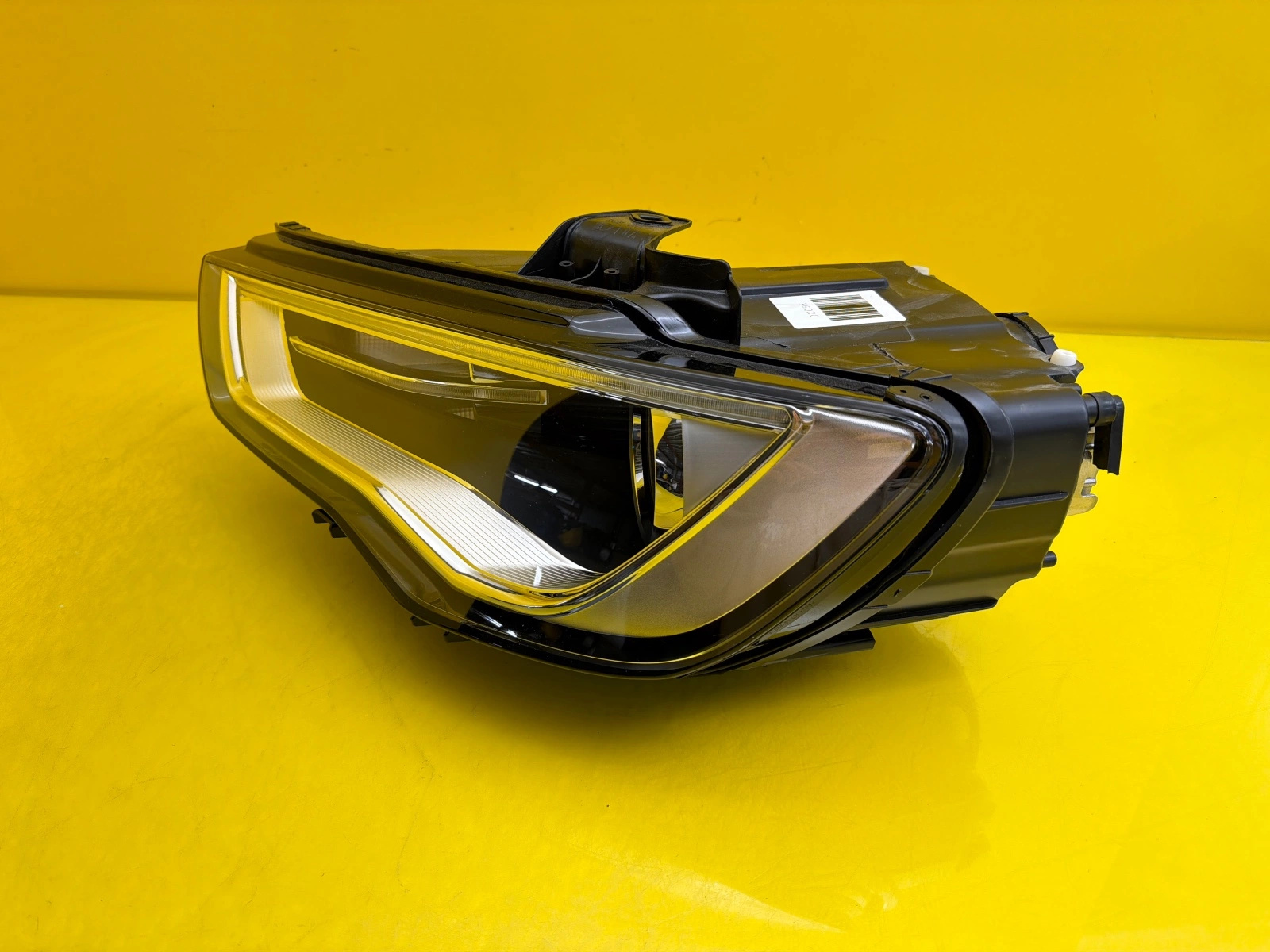 light left Audi A3 8V 12-15 Xenon 8V0941005