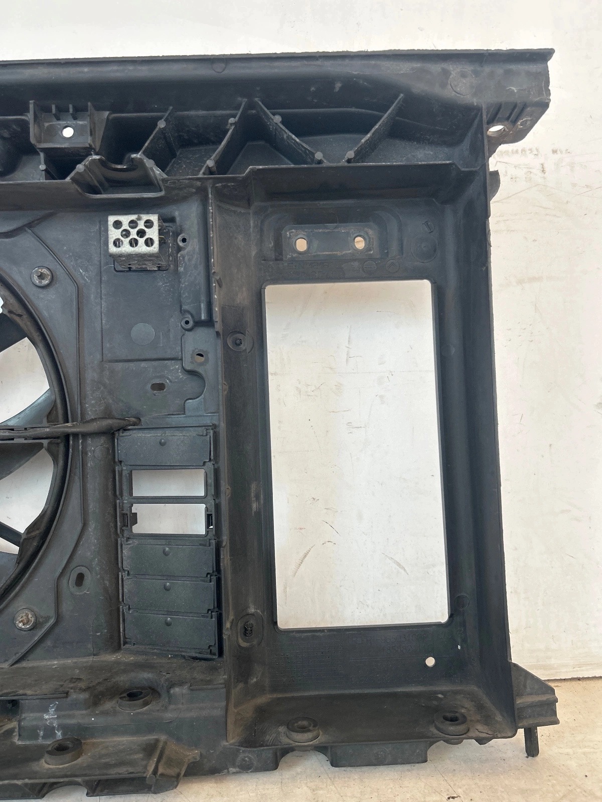 obal ventylátora ventilátor Peugeot 3008 a 2.0 D
