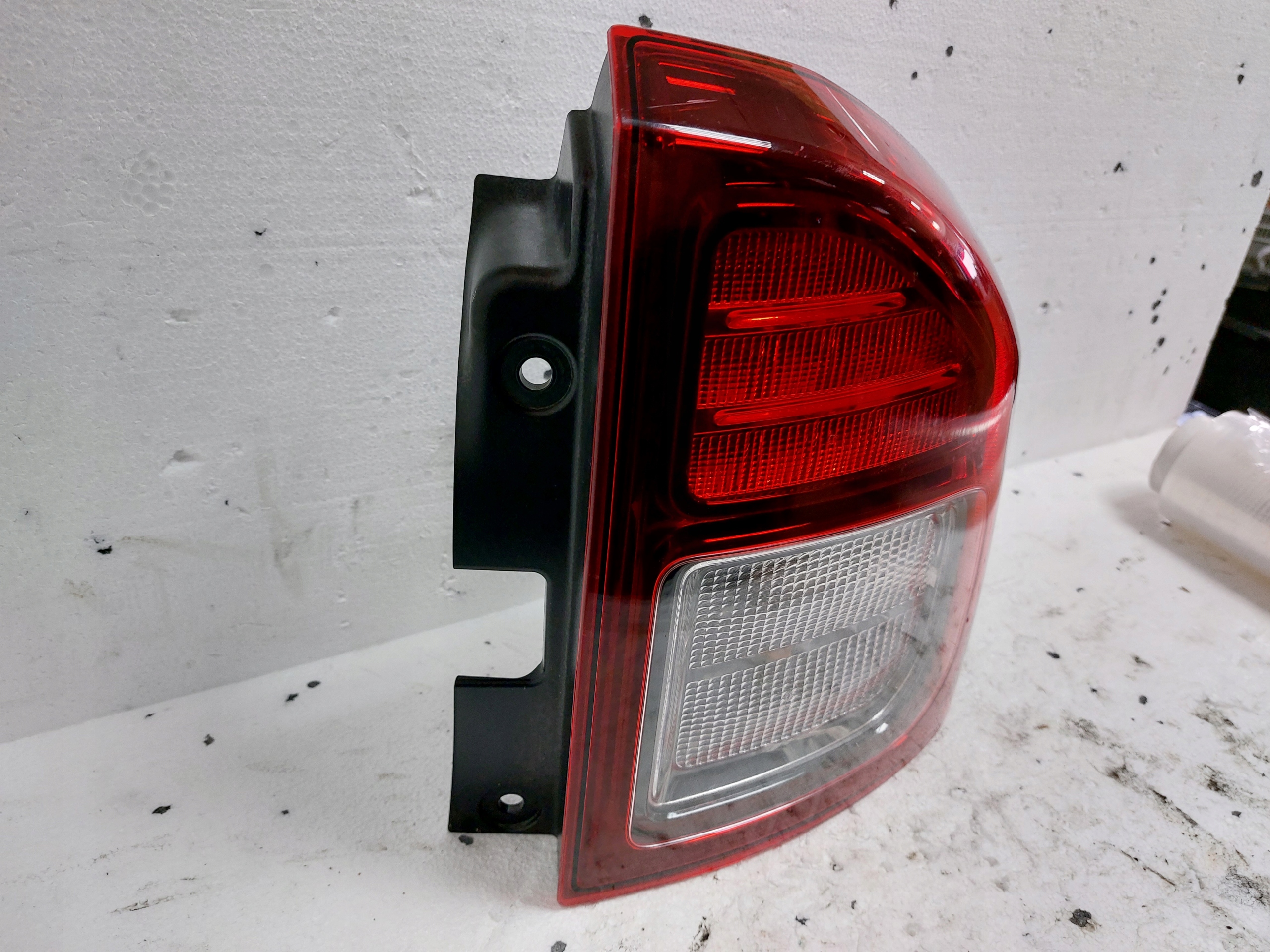 light rear part right LED Jeep Compass and Lift 14-17