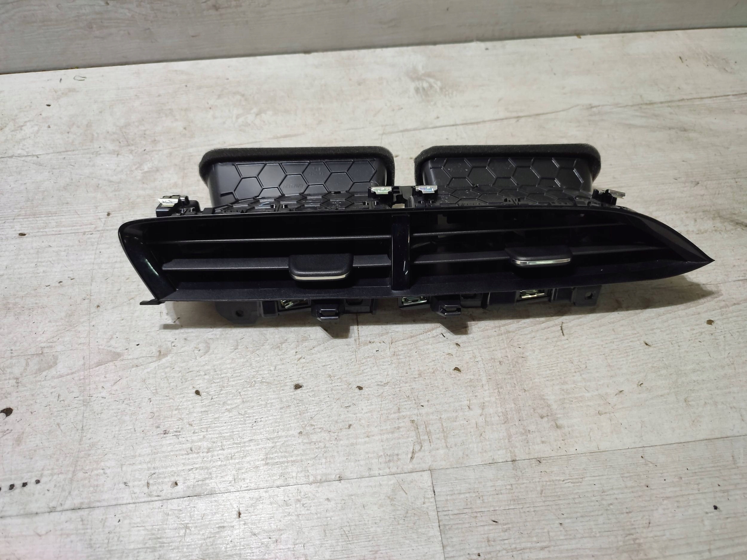 Opel Corsa F 2022 grid air conditioning devices