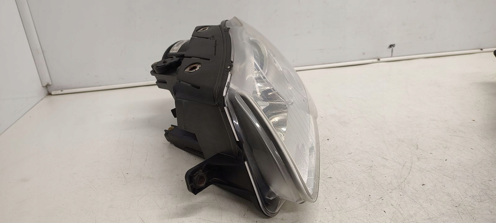 light front front left VW Passat B6 2,0 TDI kombi