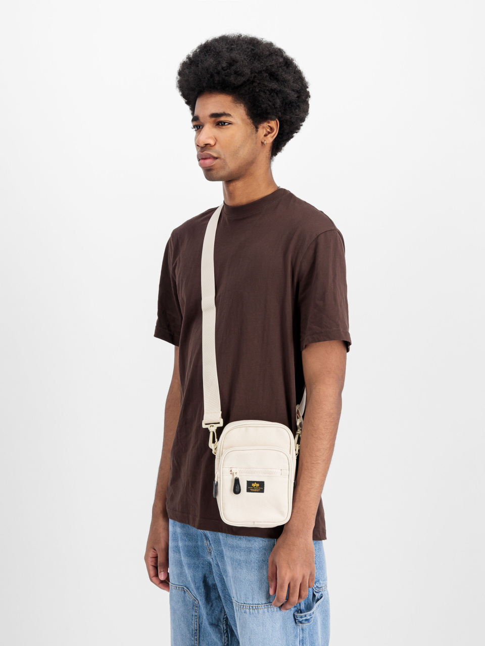 Ledvinka Label Messenger Bag Small vintage white