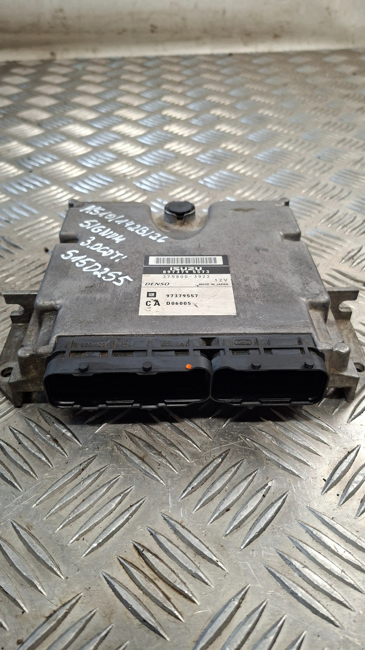 control unit of the engine OPEL SIGNUM 3.0CDTI 8973795573