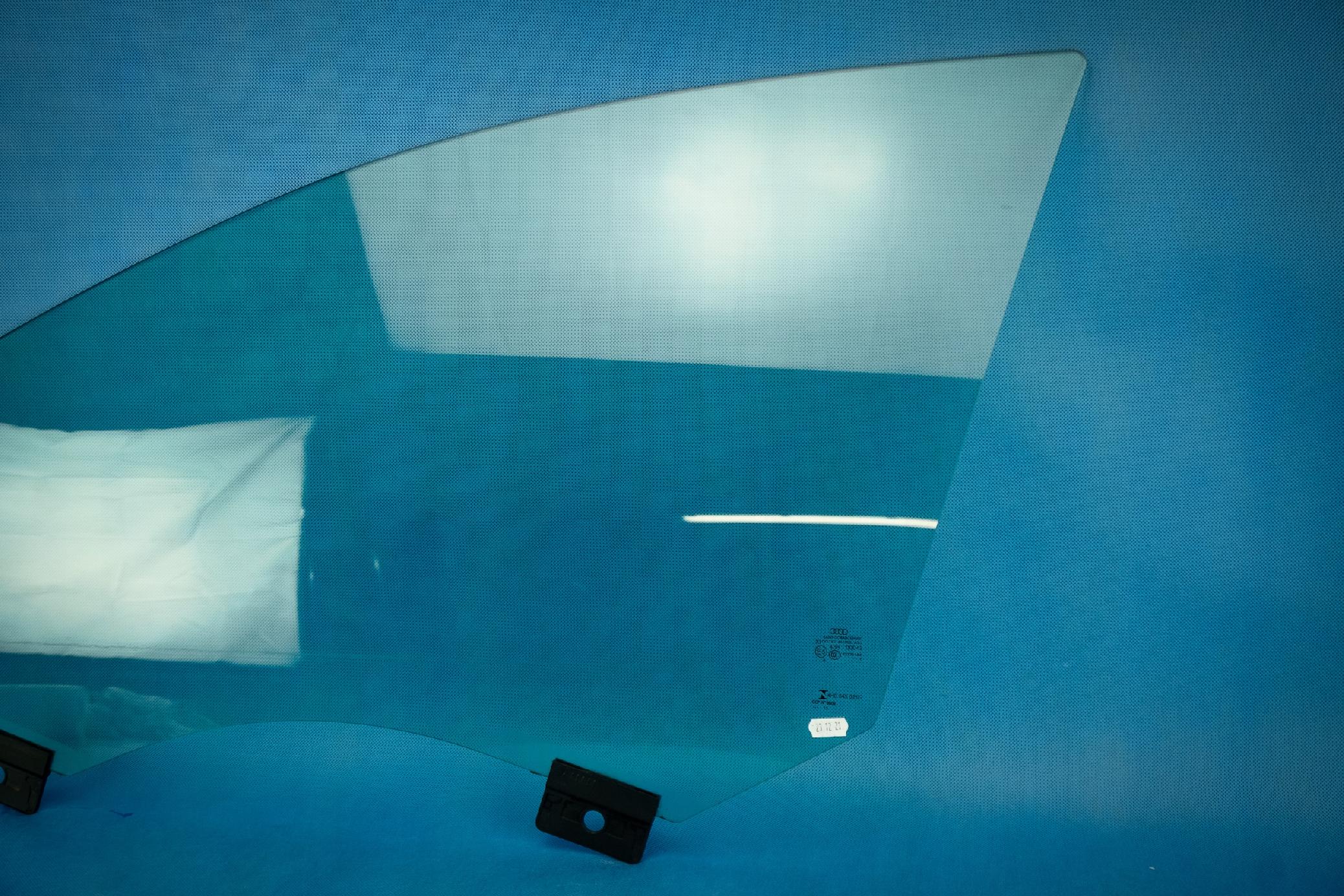 windscreen door left Audi A8 4H 4H0845021G