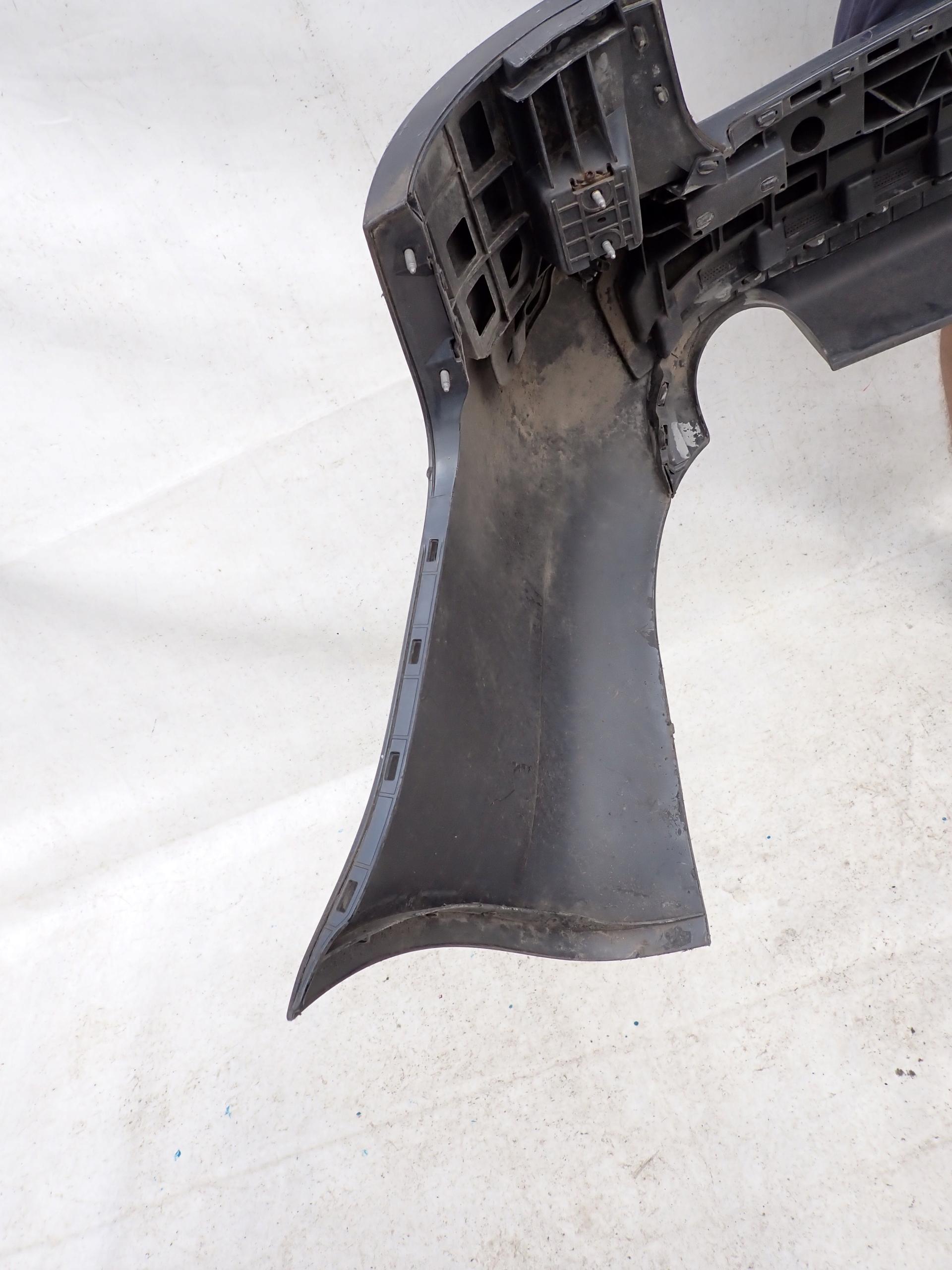 AUDI A4 B7 KOMBI 04-08 bumper rear part rear PDC