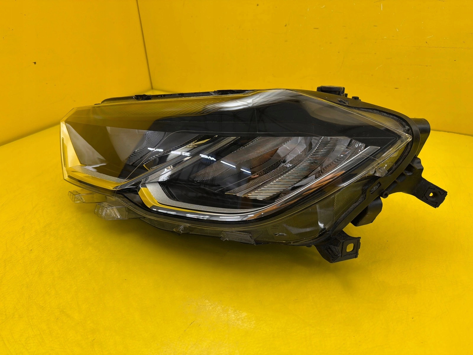 light left Volkswagen Polo VI Lift Full Led 2G1941005E