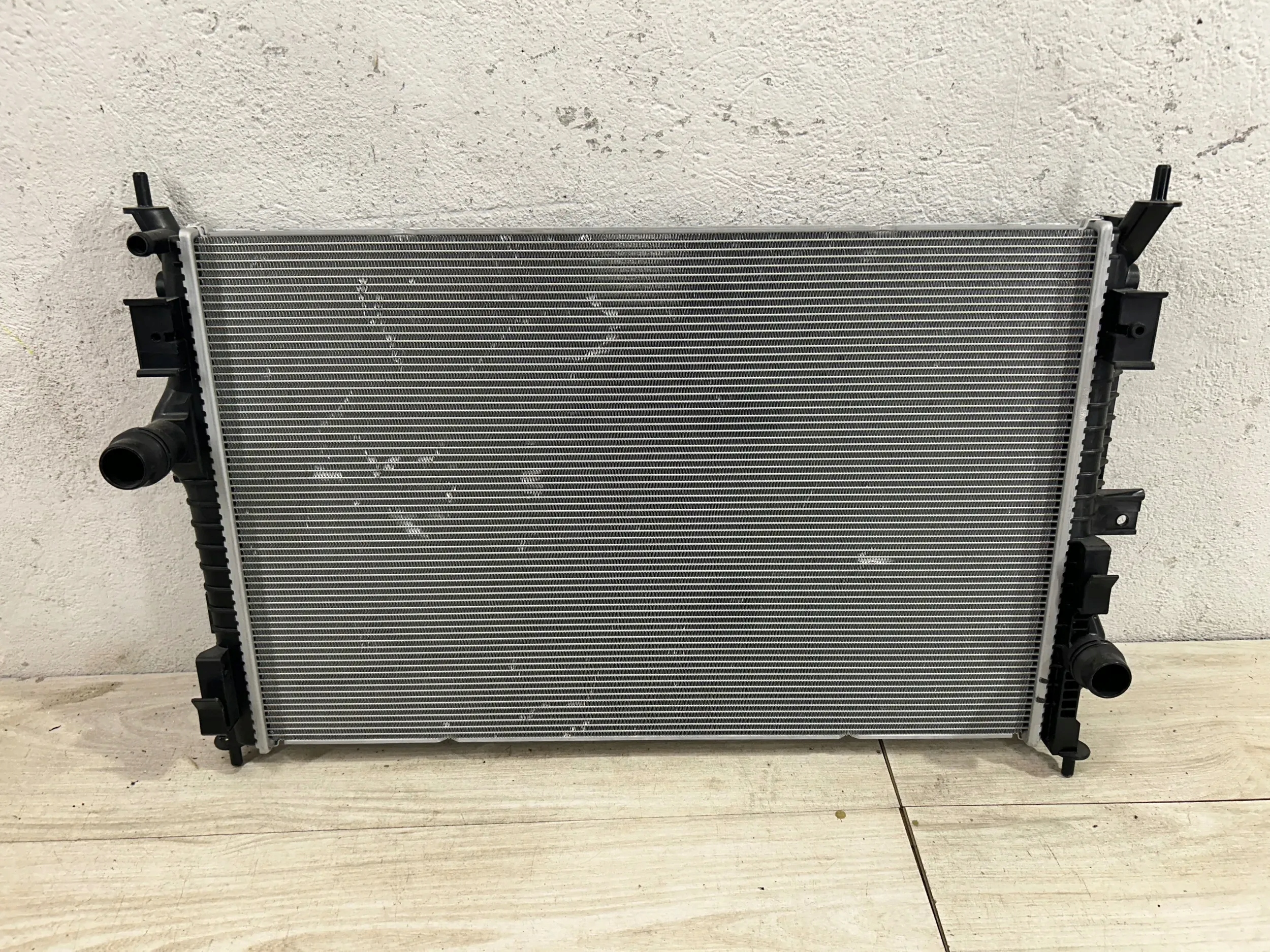 Peugeot 3008 II Chłodnica wody