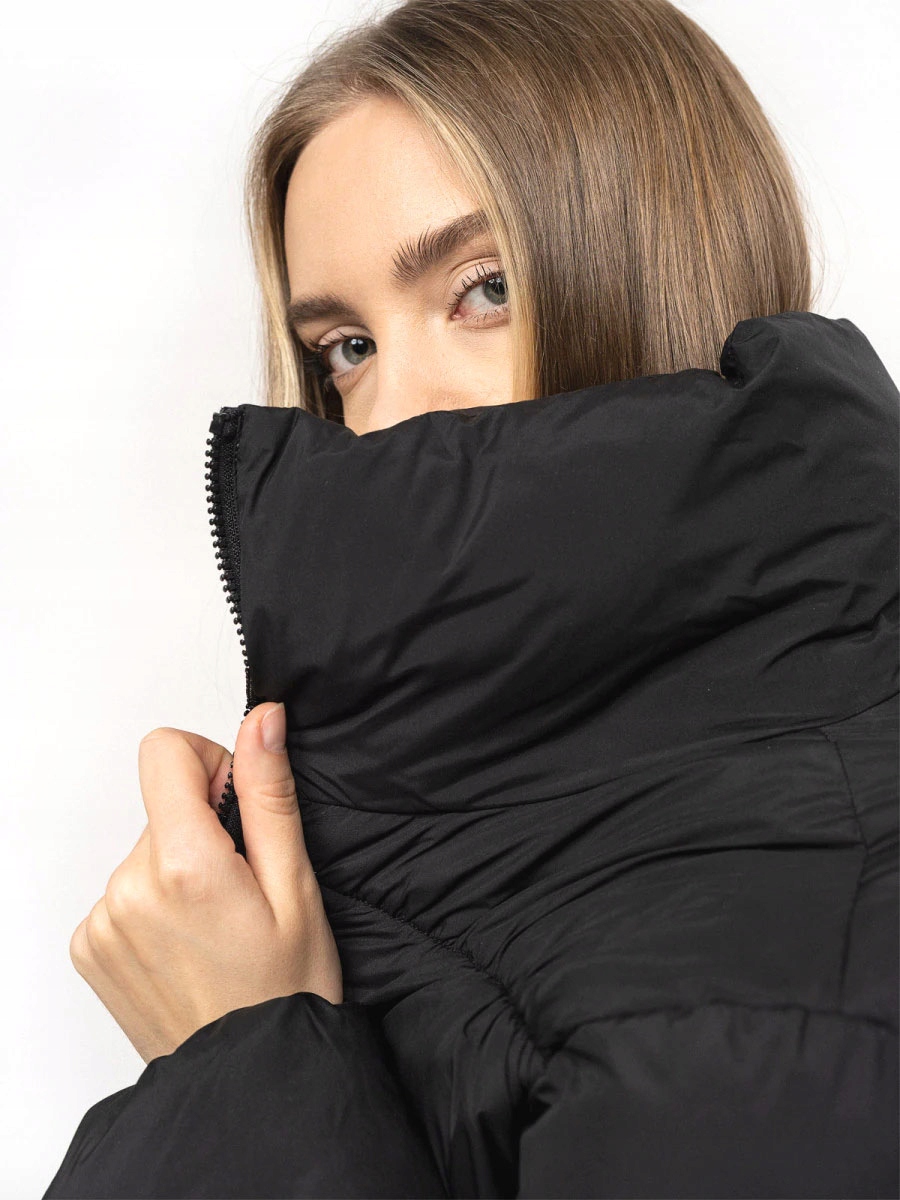 OUTHORN KURTKA ZIMOWA CZARNA PIKOWANA BOMBERKA Rodzaj puchowy