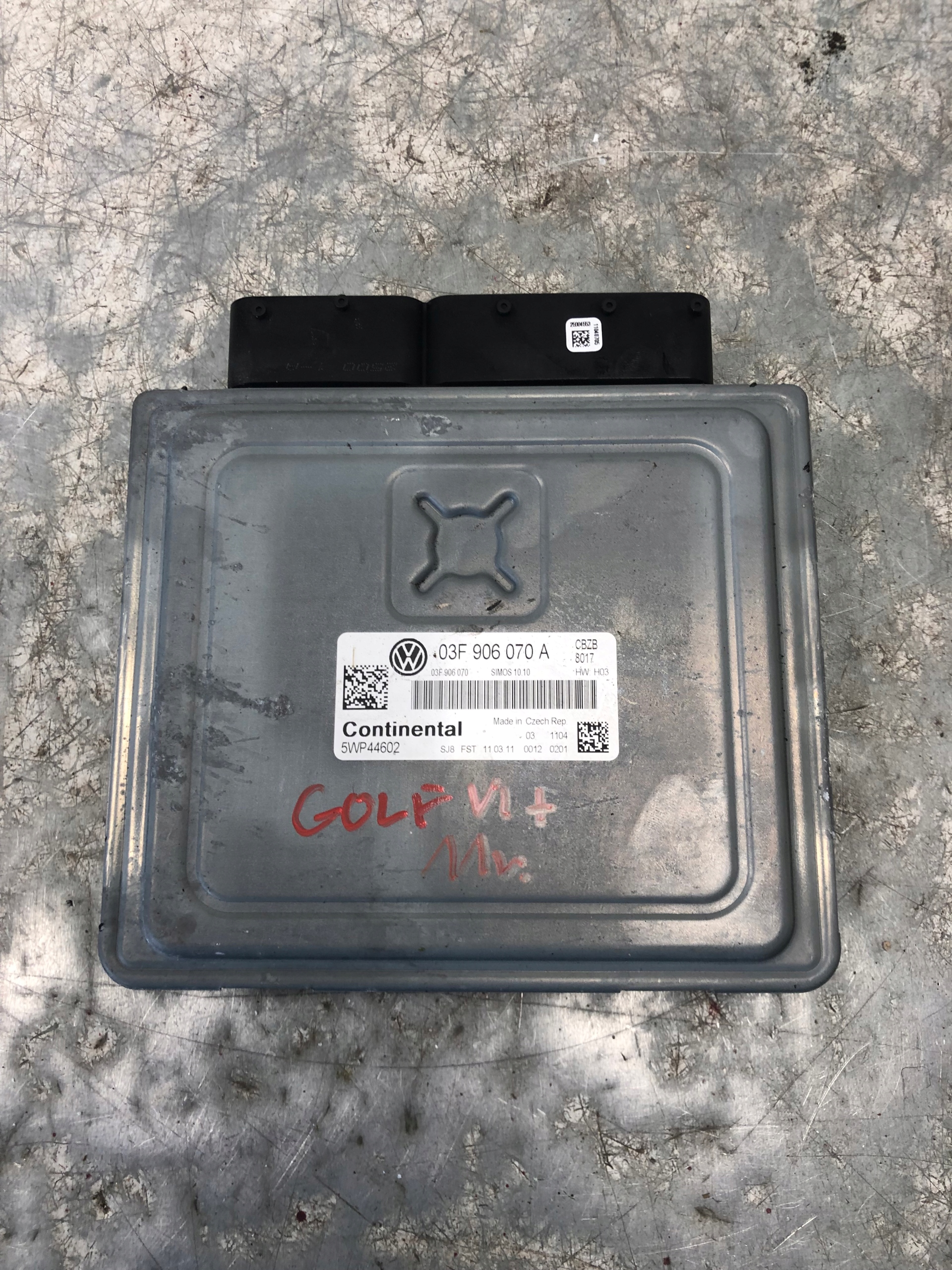 computer of the engine VW GOLF VI plus 03F906070A