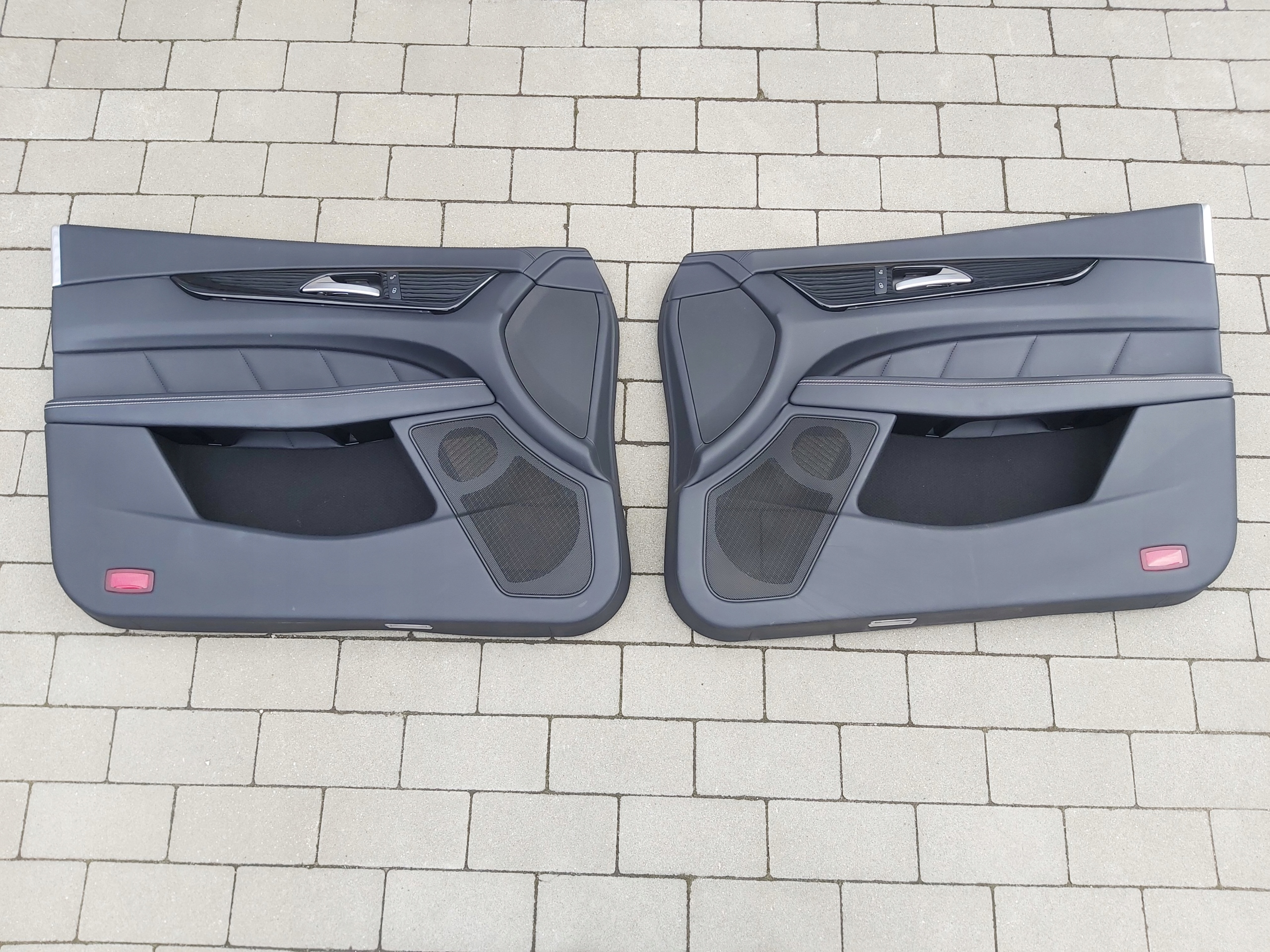 side front right left UK MERCEDES CLS 218 W218