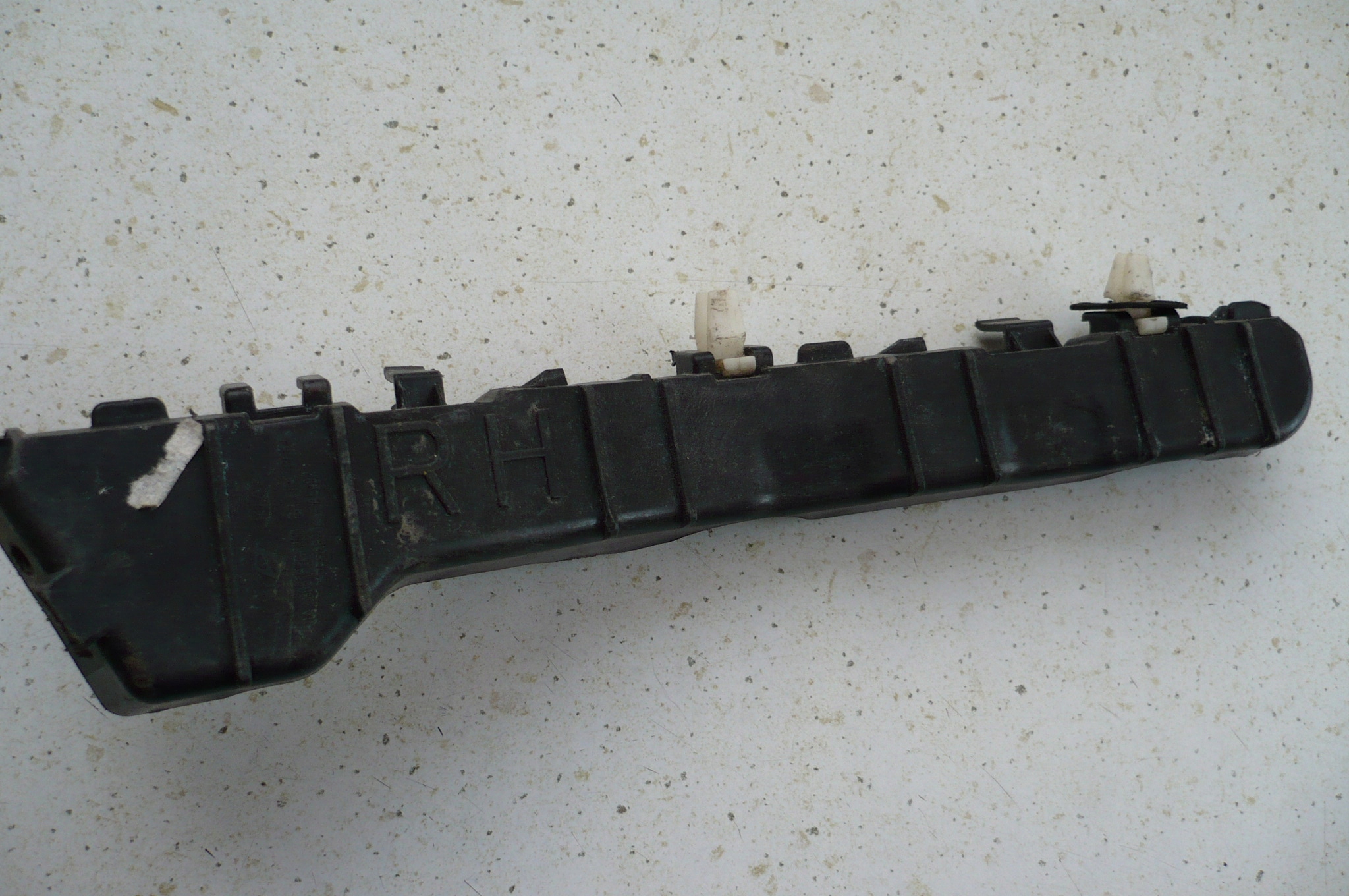 KIA PICANTO III bumper bracket right rear part