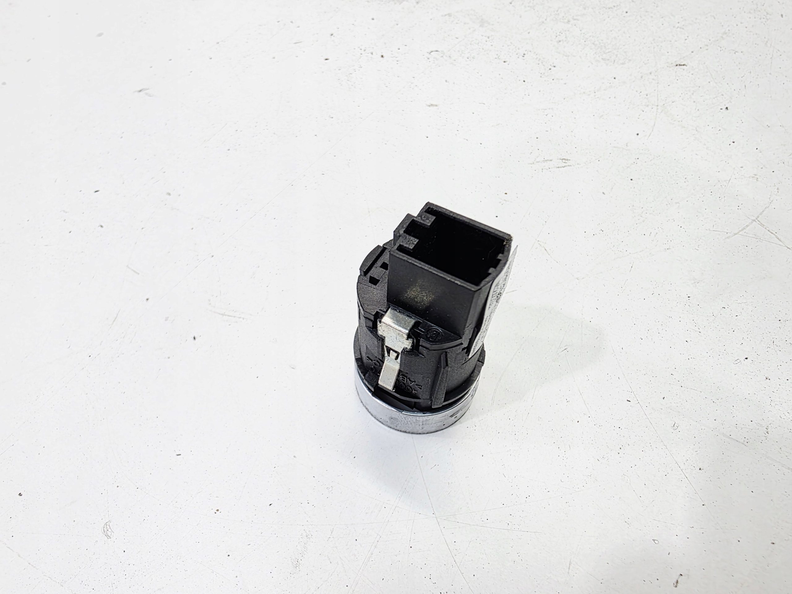 switch GUZIK START STOP AUDI A1 8X 8X1905217B