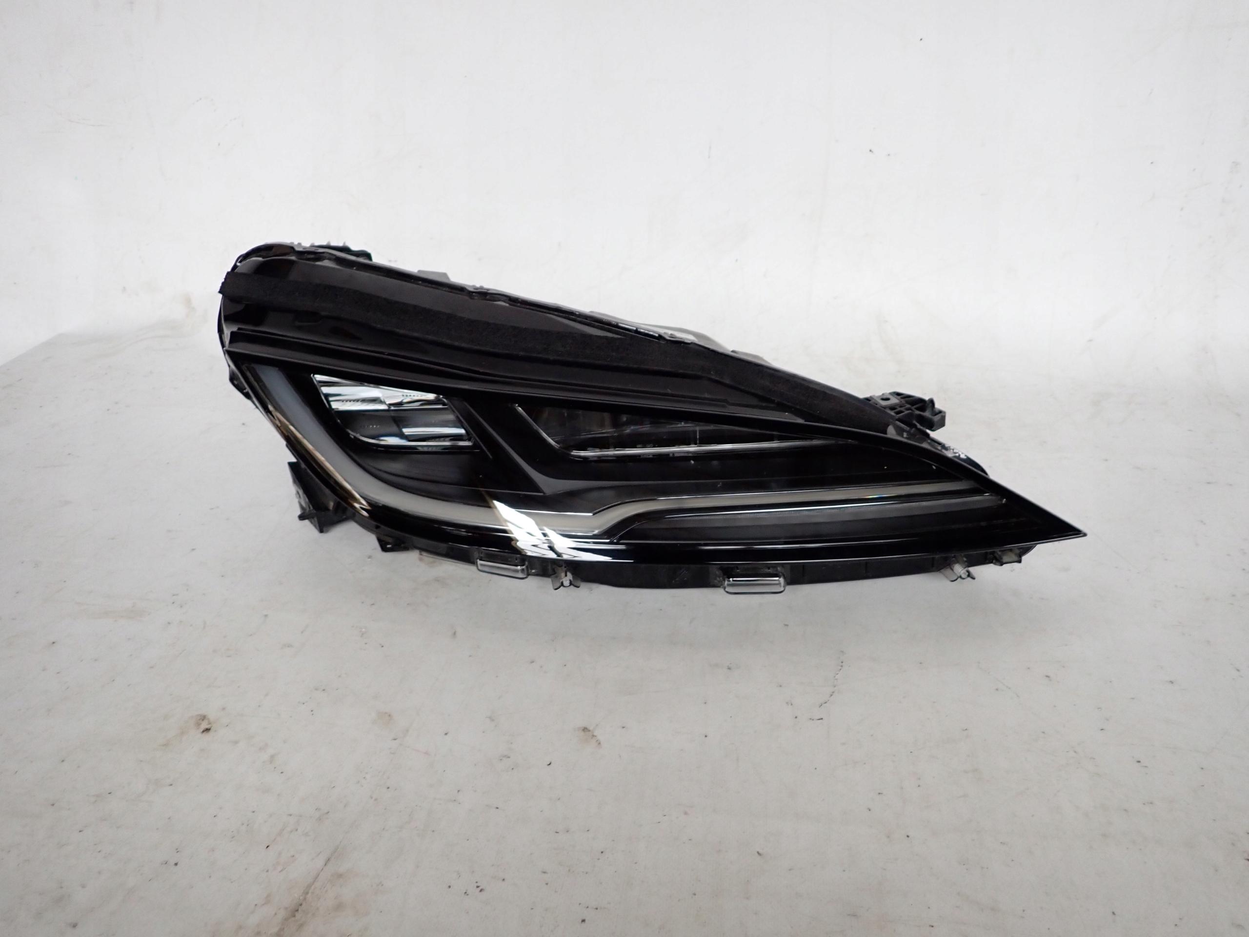 light right front front TESLA 3 LIFT HIGHLAND 2024 FULL LED