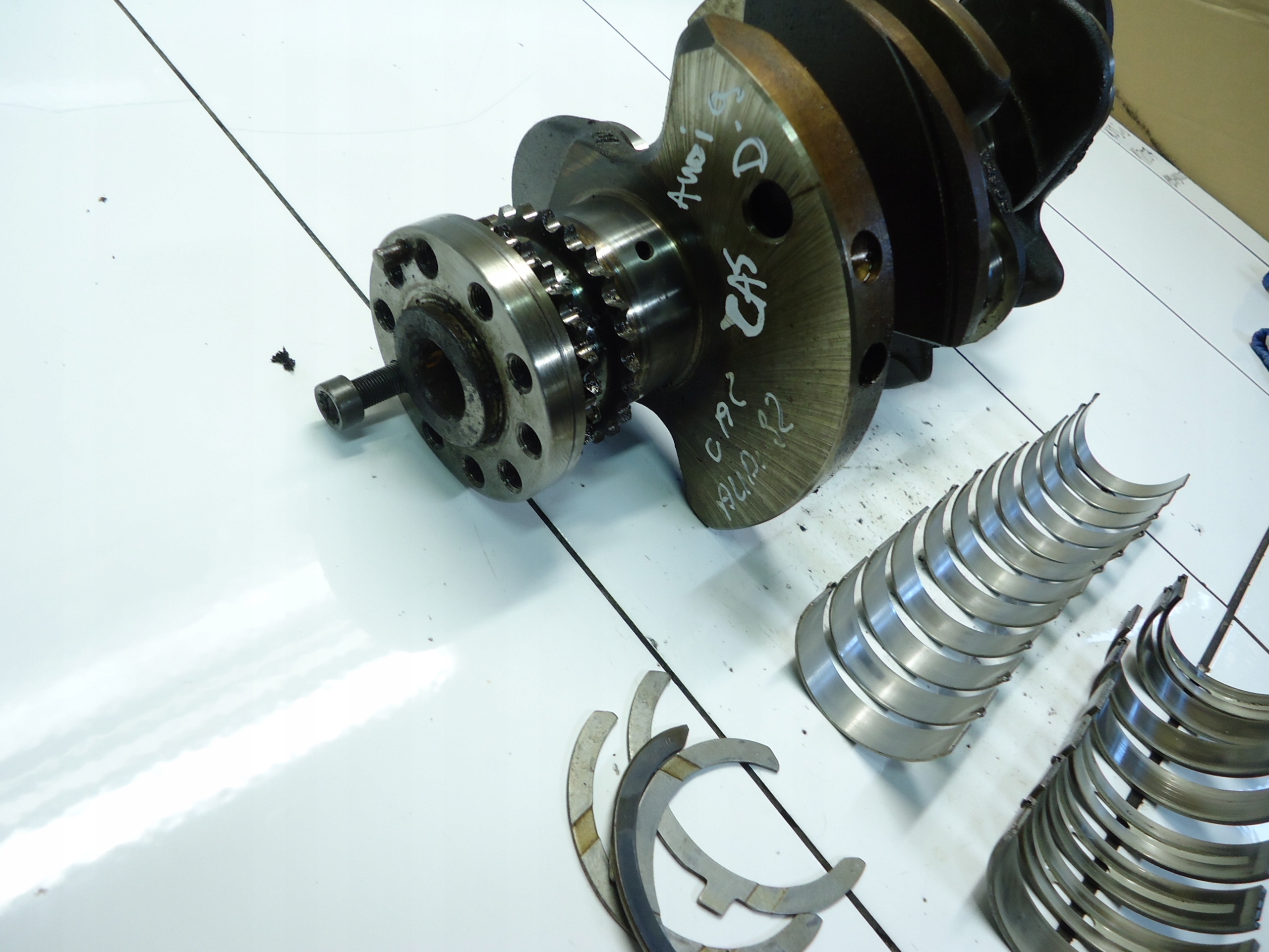 AUDI A5 3.2FSI V6 CAL crank R06EA