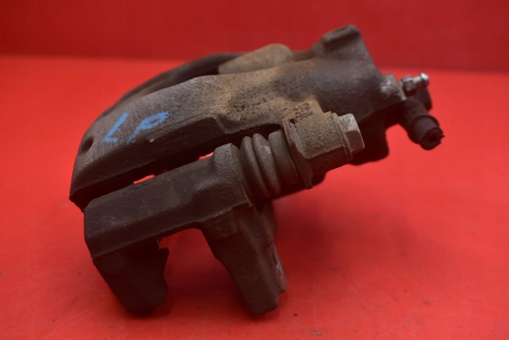 caliper brake left front TOYOTA AYGO 2 II 1.0 69 KM 14-20