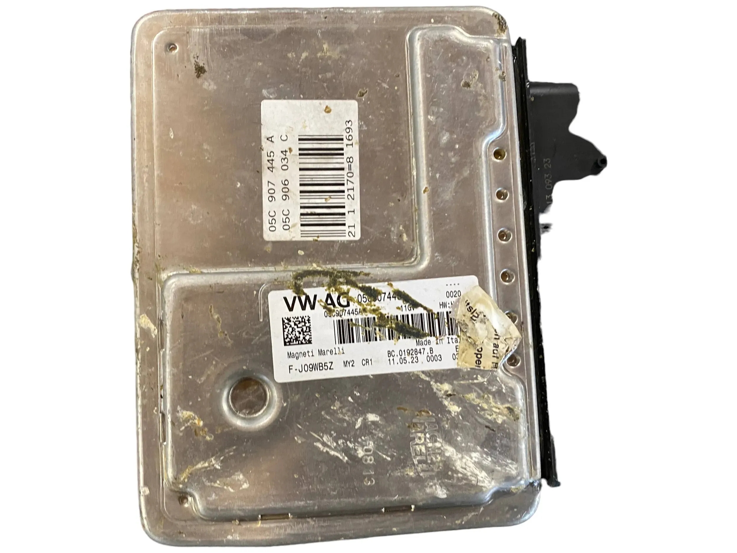 VOLKSWAGEN POLO control unit of the engine 05C907445A