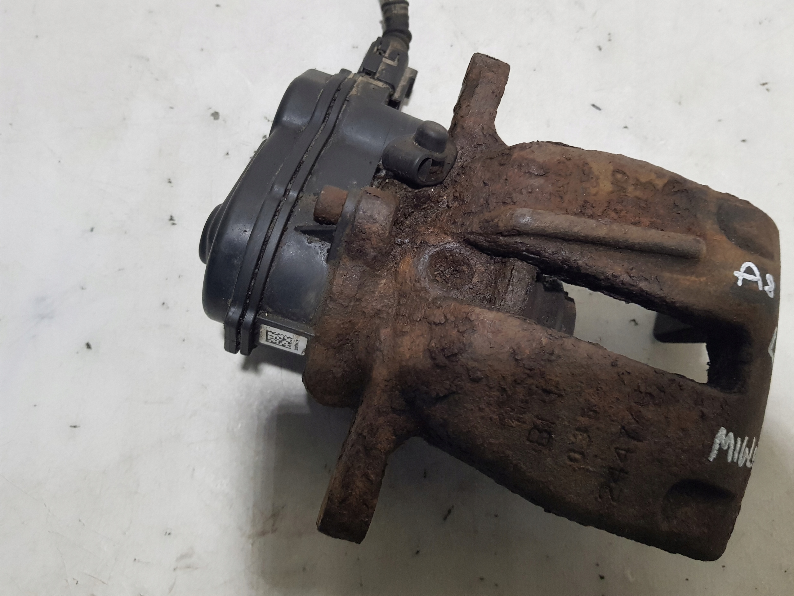 electrical caliper left rear part rear AUDI A8 D4