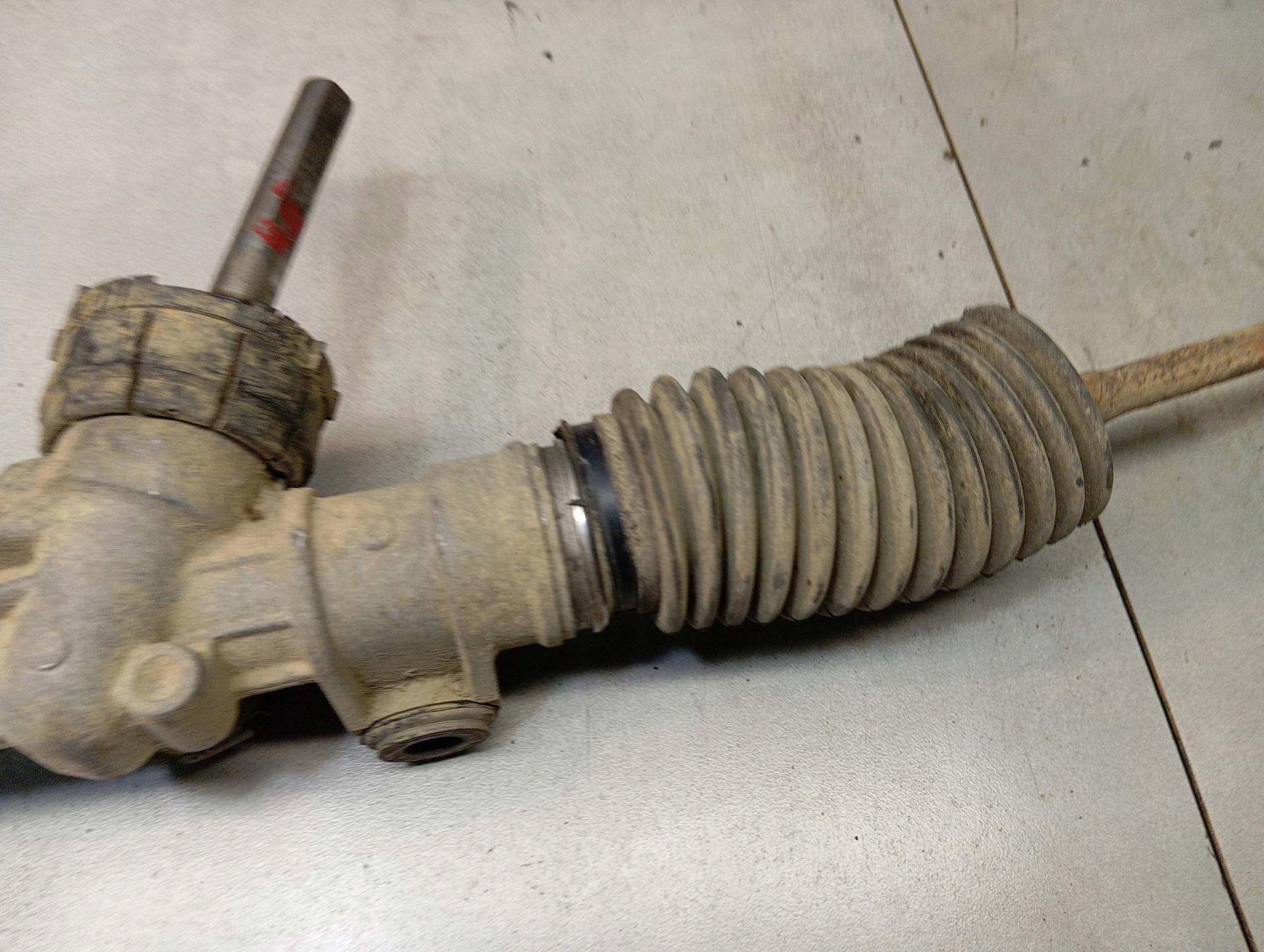 Boîter direction Boîter direction OPEL CORSA C 1.4 26082855