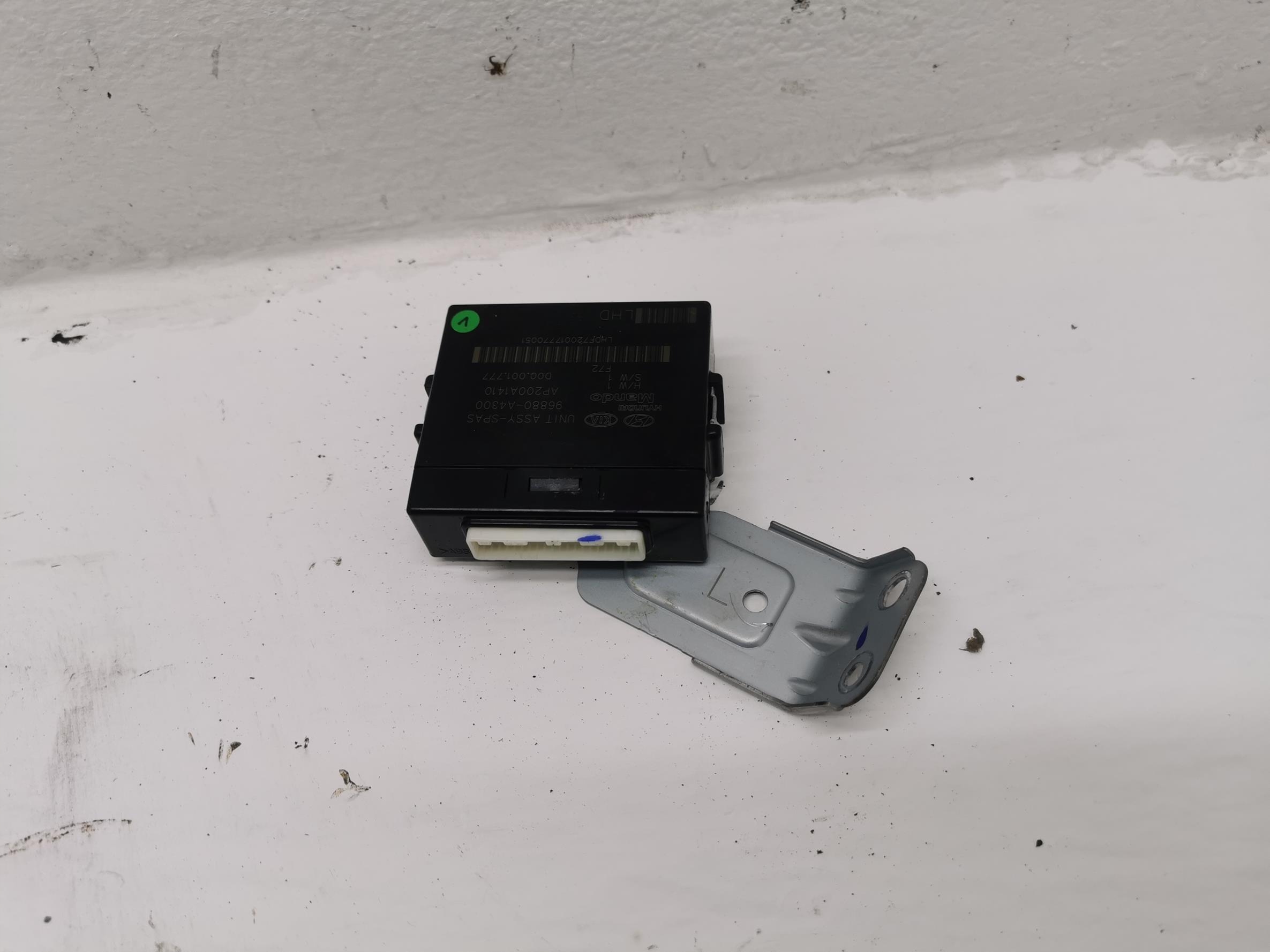 module control unit PAROWANIA KIA CARENS IV 96880-A4300 13-19
