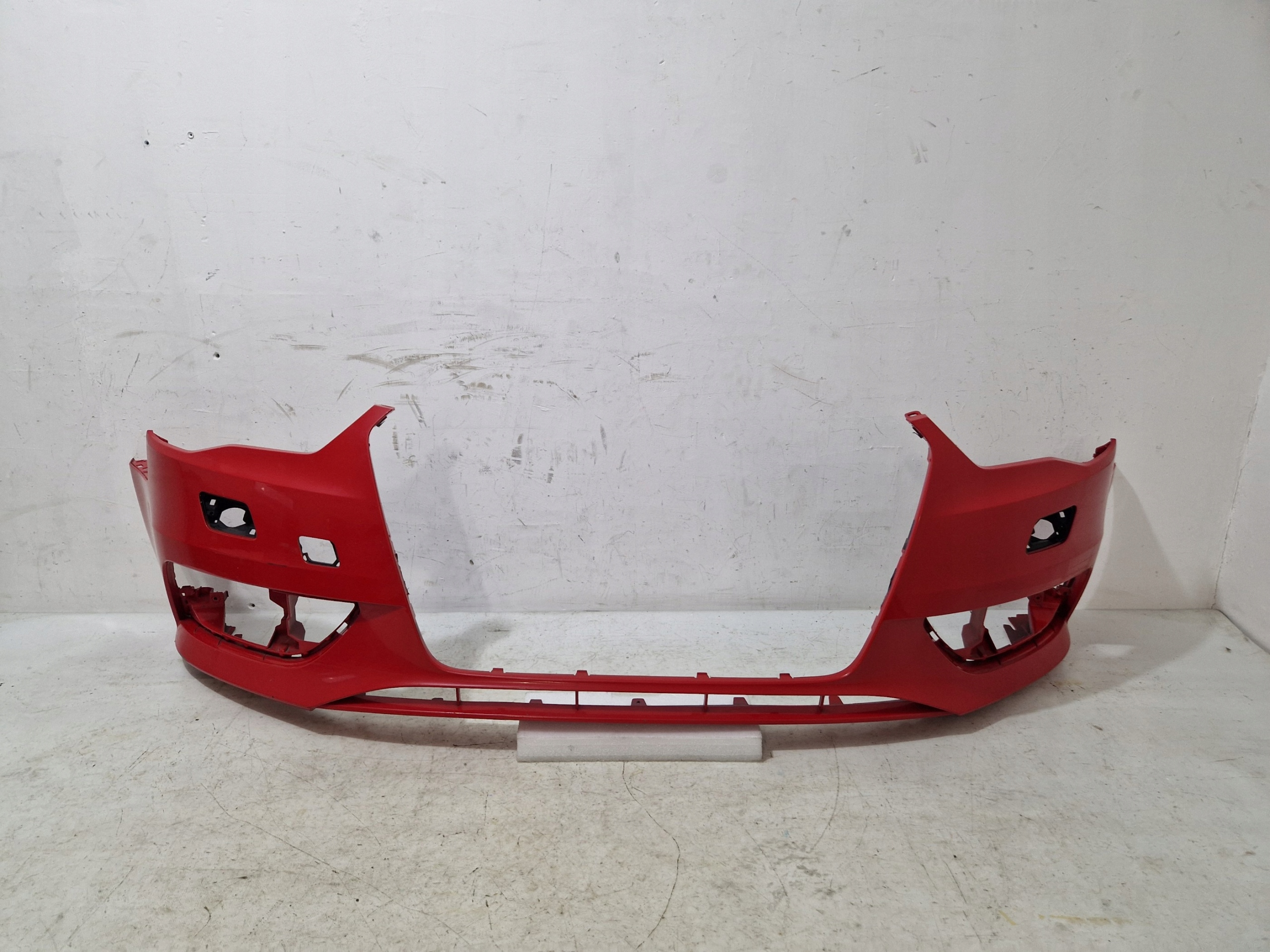 AUDI A3 8V 12-16 ROK ZDEERZAK front below washers without PDC 8V3807437DE