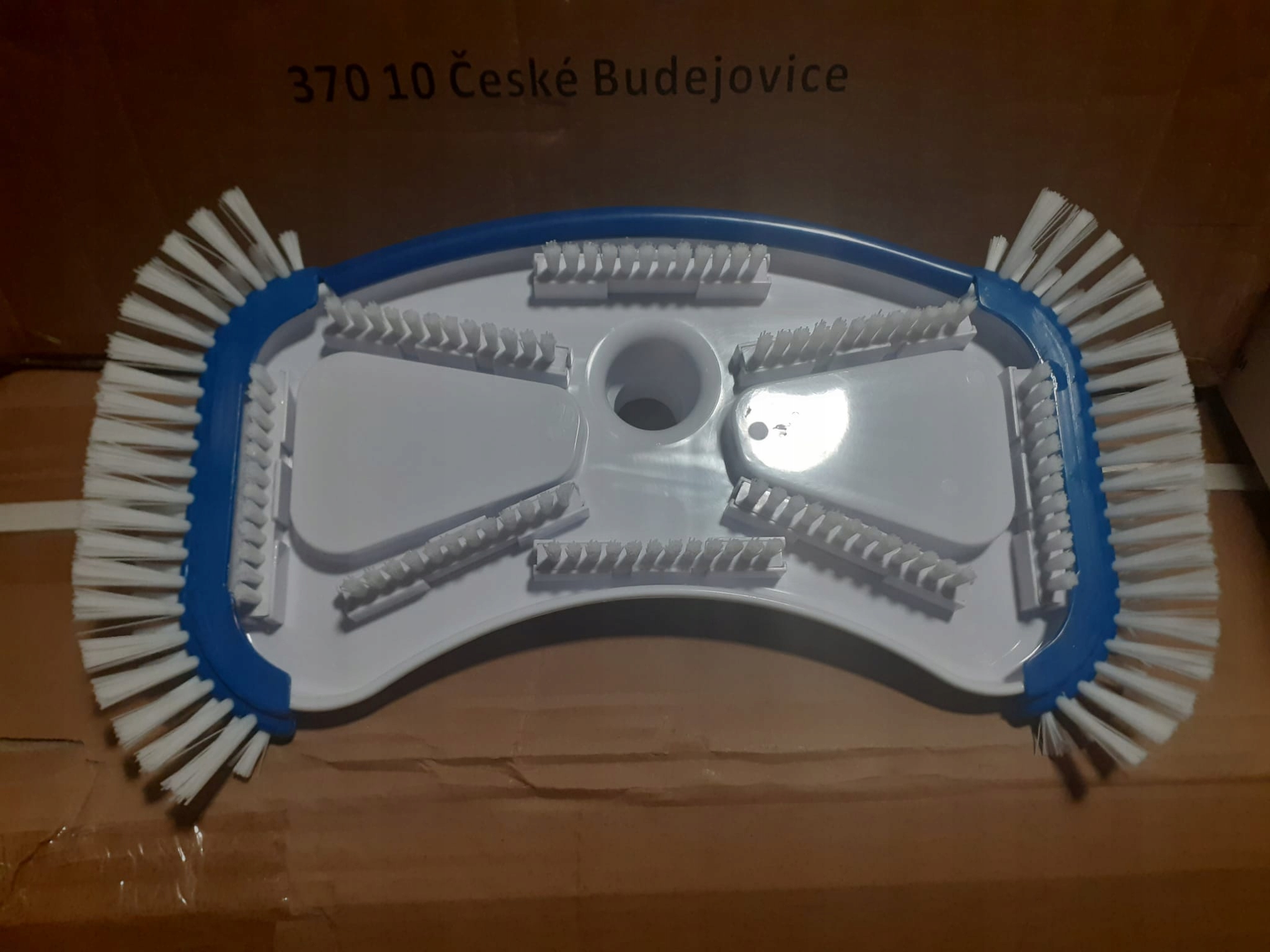 SZCZOTKA DO CZYSZCZENIA DNA BASENU ODKURZACZ 90408 EAN (GTIN) 8595194717794