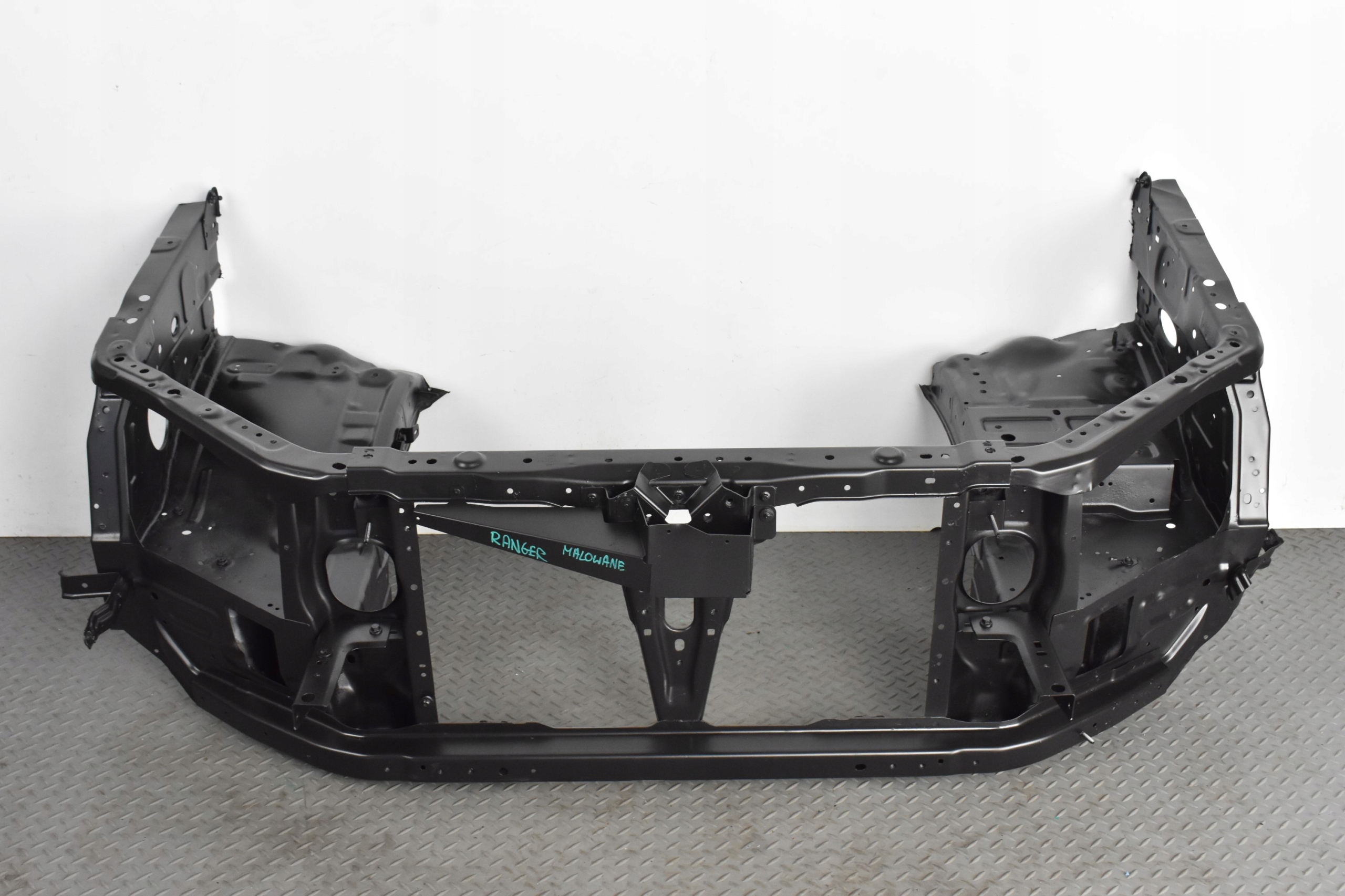 PAS PRZEDNI OKULAR FARTUCH PODŁUŻNICA LEWA PRAWA FORD RANGER IV 2021