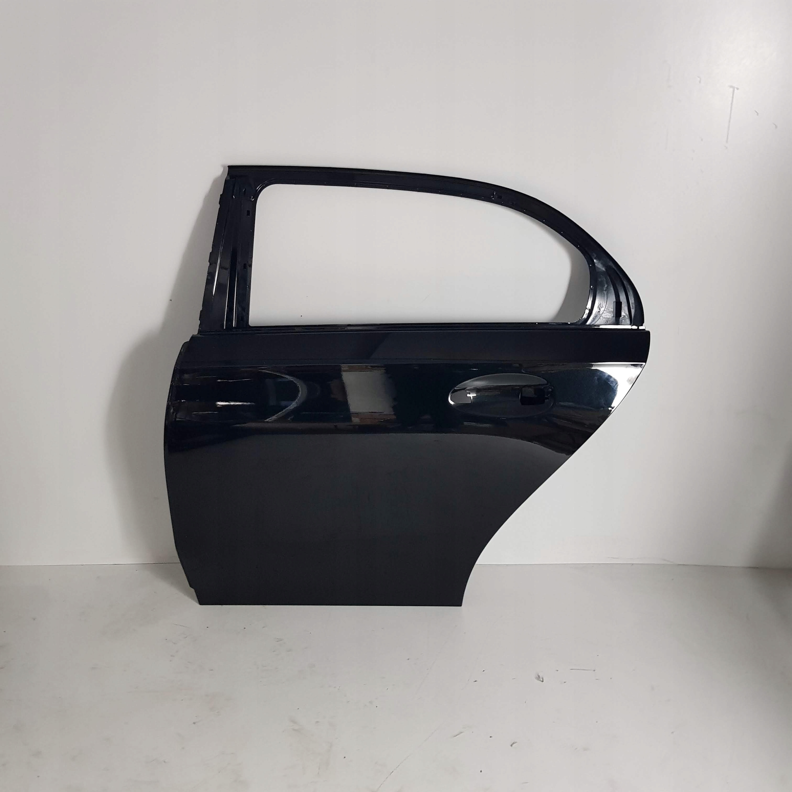 MERCEDES A KLASA 177 DRZWI TYŁ LEWE CZARNE ŁADNE