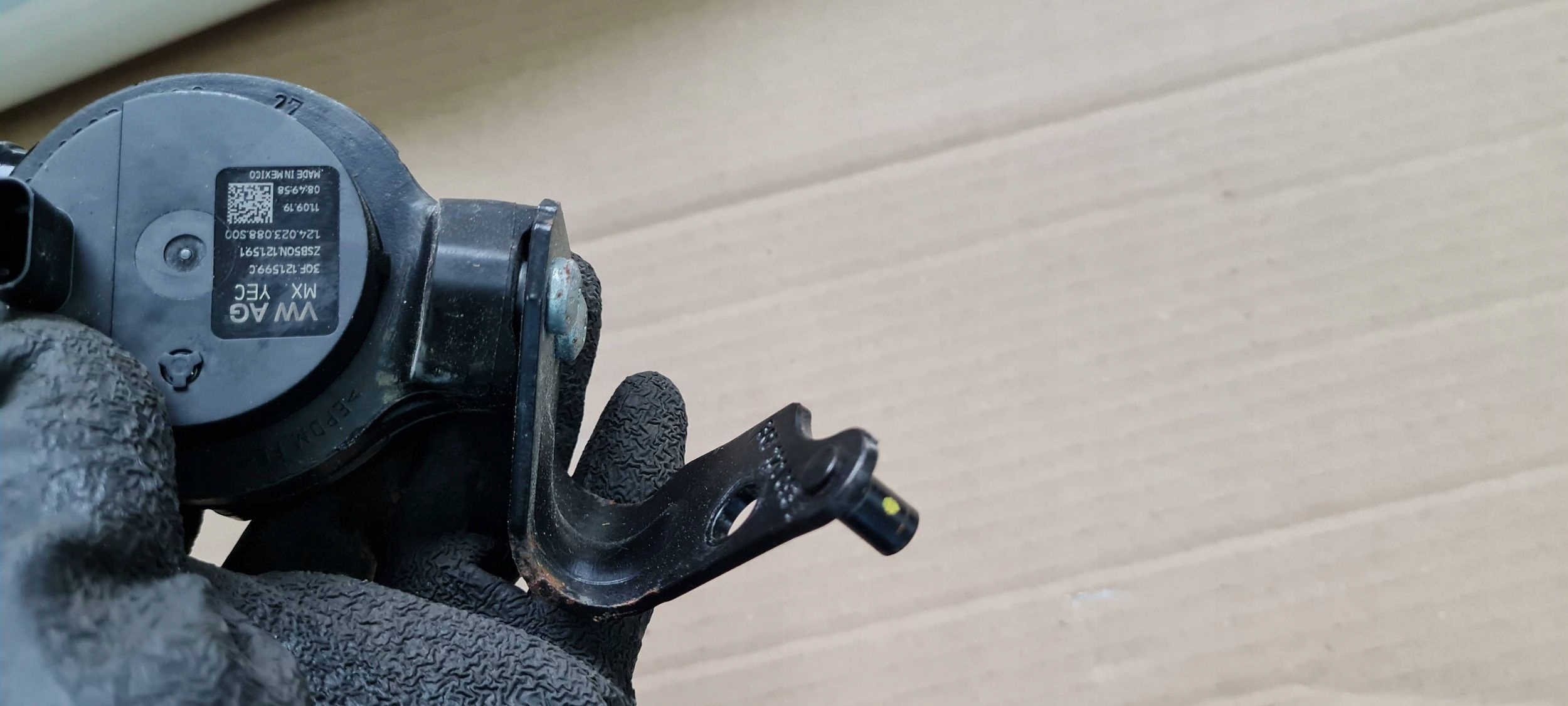 Q3 83A pumpa cirkulacije vode 2.0 TFSI 3QF121599C VW AUDI