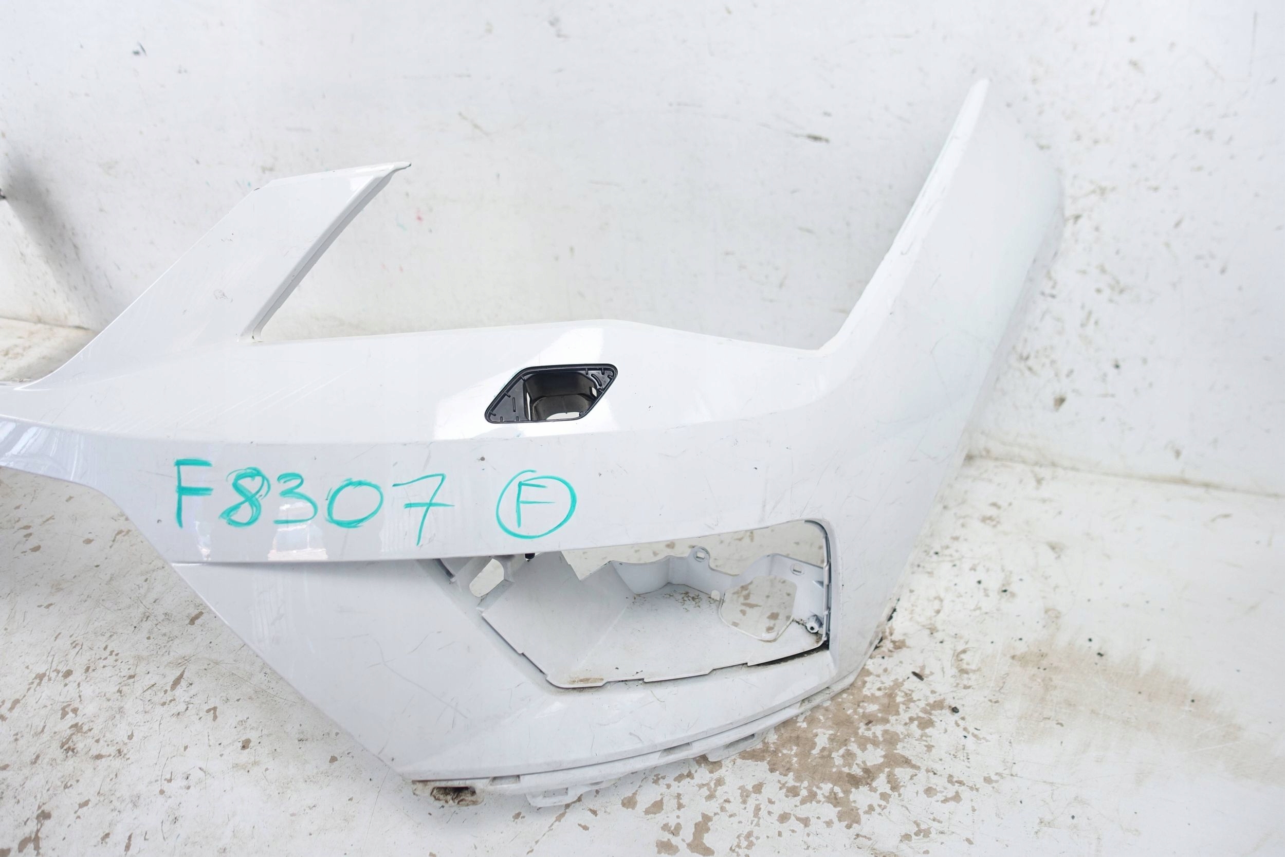 bumper front front SEAT ATECA 575 16-20 washers 575807221