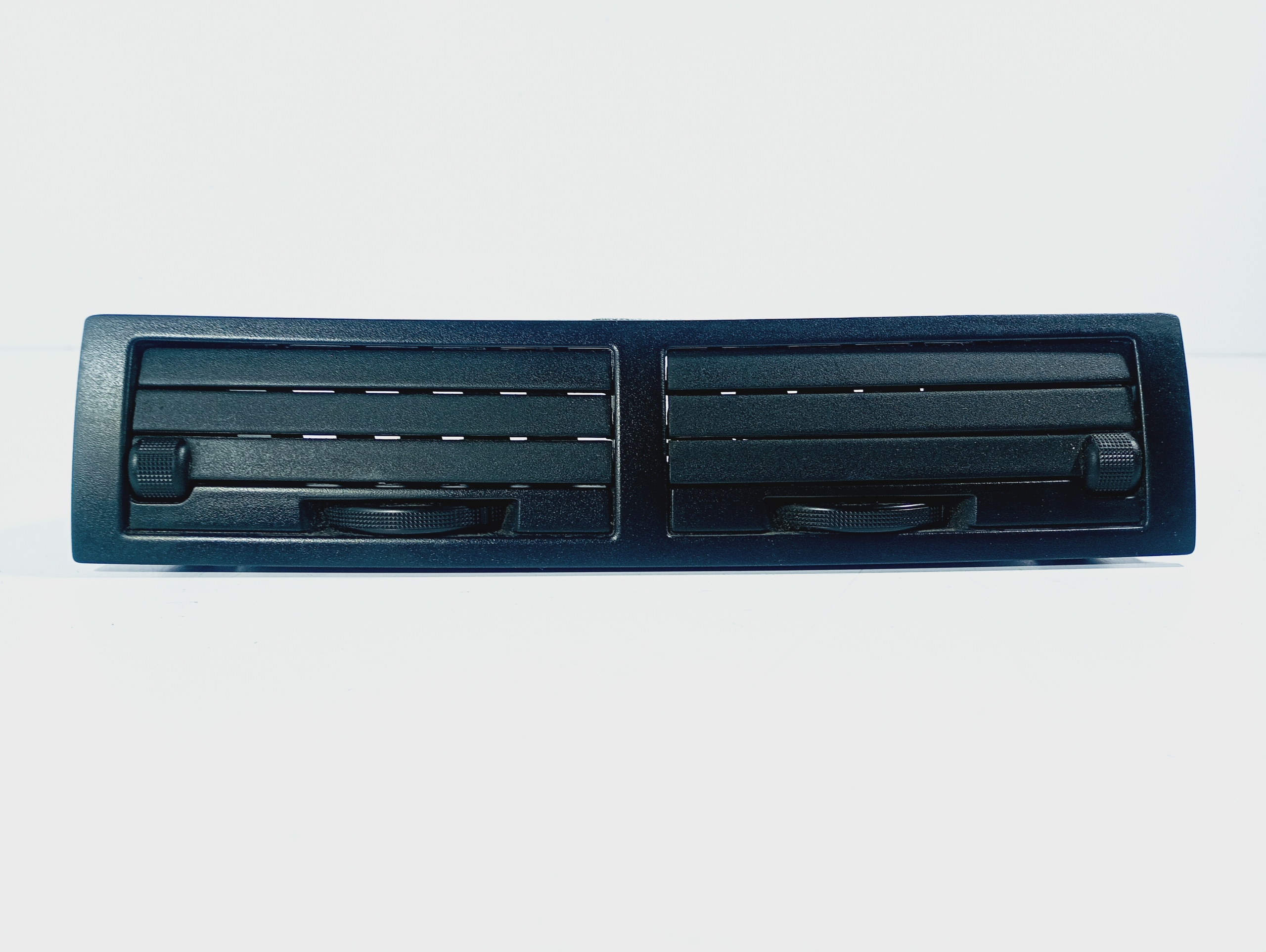 air vents air middle Mazda II 2 03-07