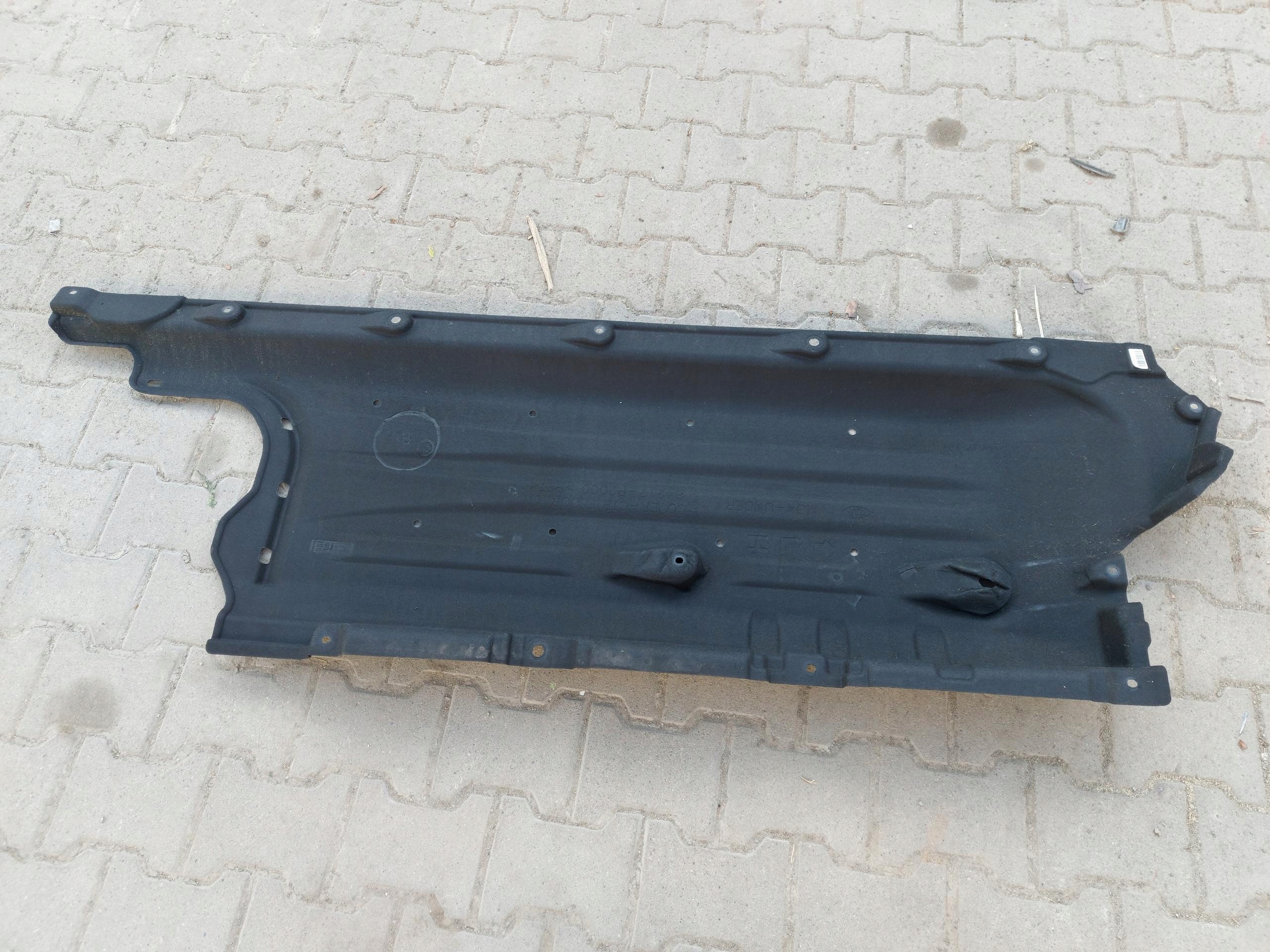 Kia Sorento IV 4 cover cover chassis left lower 84217-p2000