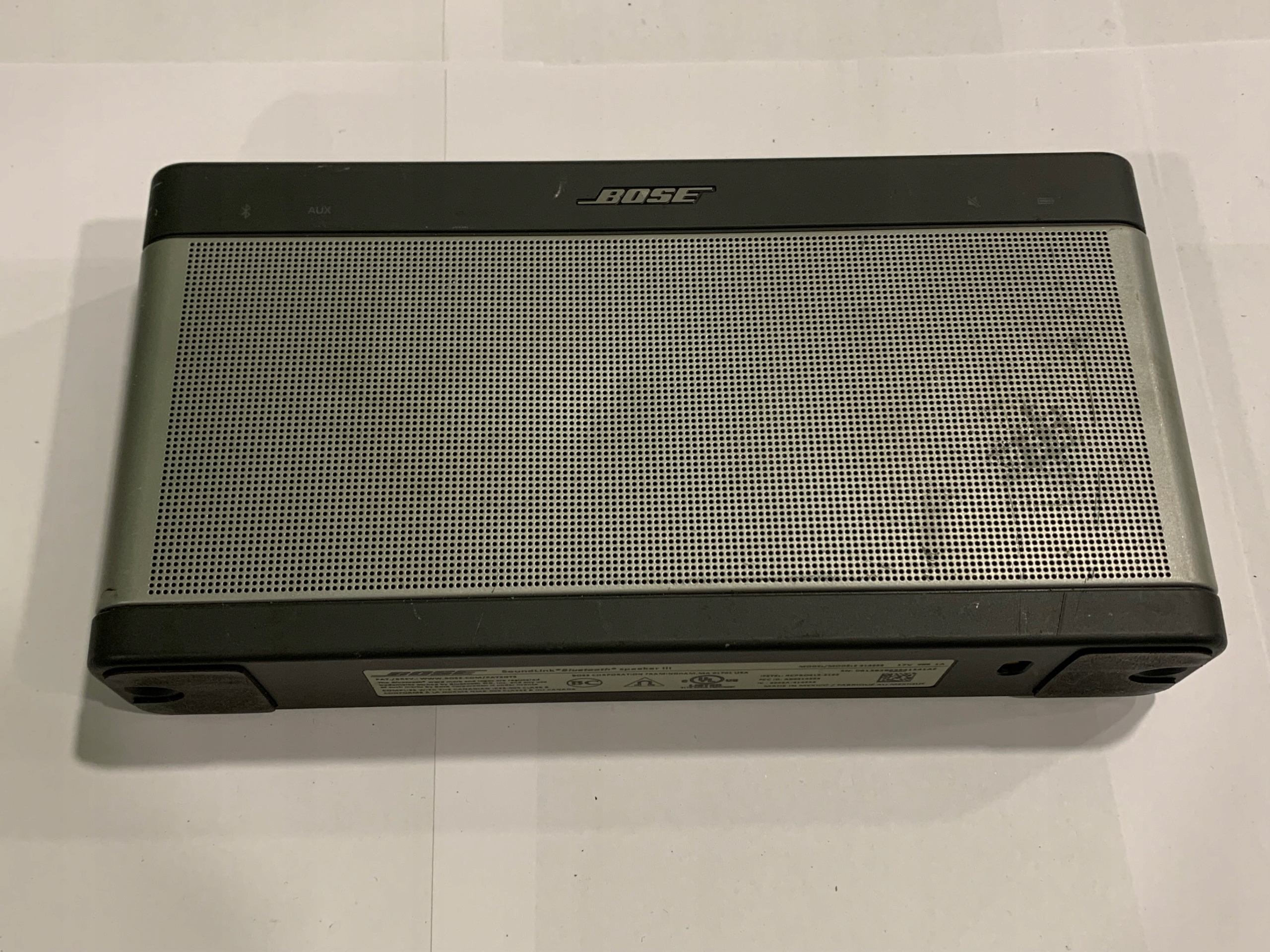 スピーカー・ウーファー BOSE Soundlink Bluetooth Speaker III