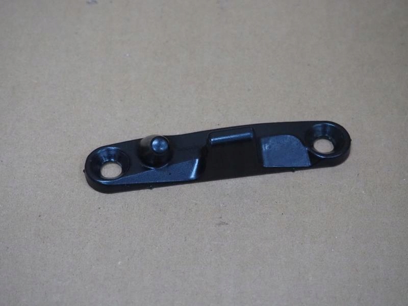 RYGIEL DRZWI PRZESUWNYCH PRAWYCH VW T5 Producent części Volkswagen OE