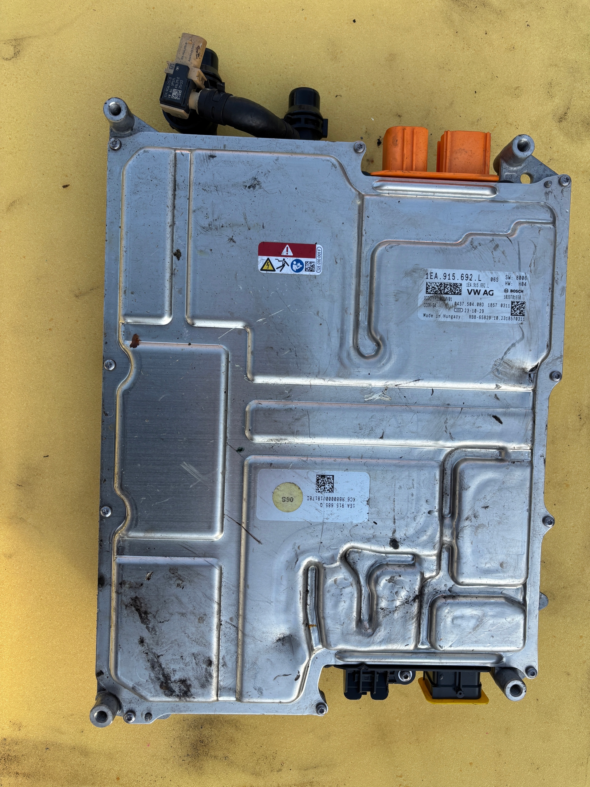 SKODA ENYAQ FALOWNIK INWERTER 1EA915692L