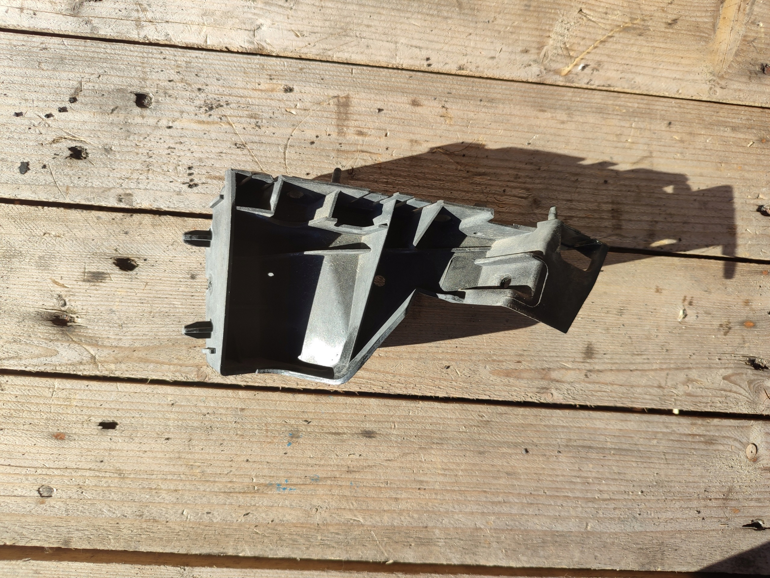 support holder of a bumper left front front AUDI Q5 8R 8R0807283C