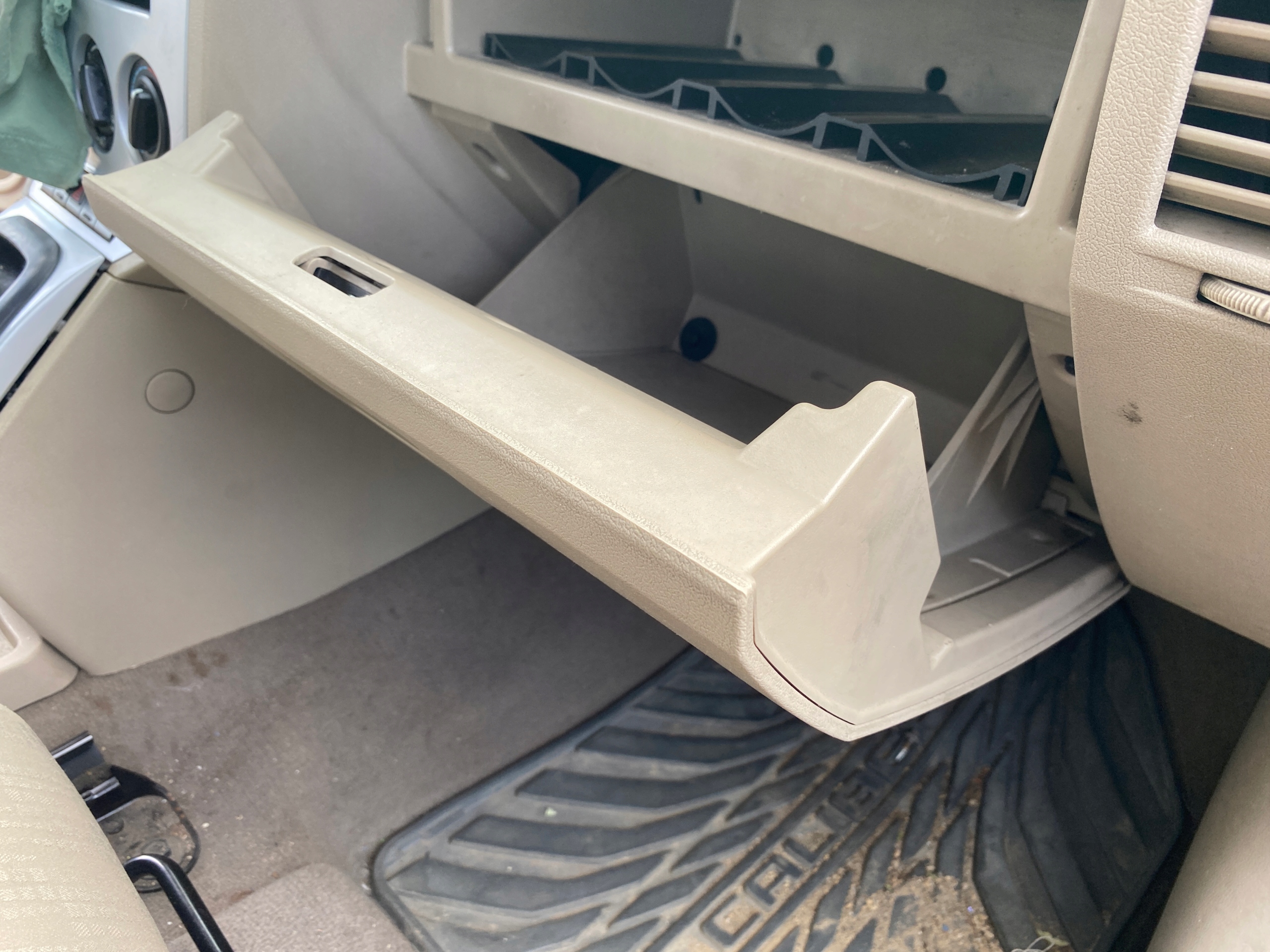 Handschuhfach des Beifahrers Dodge Caliber 06-12
