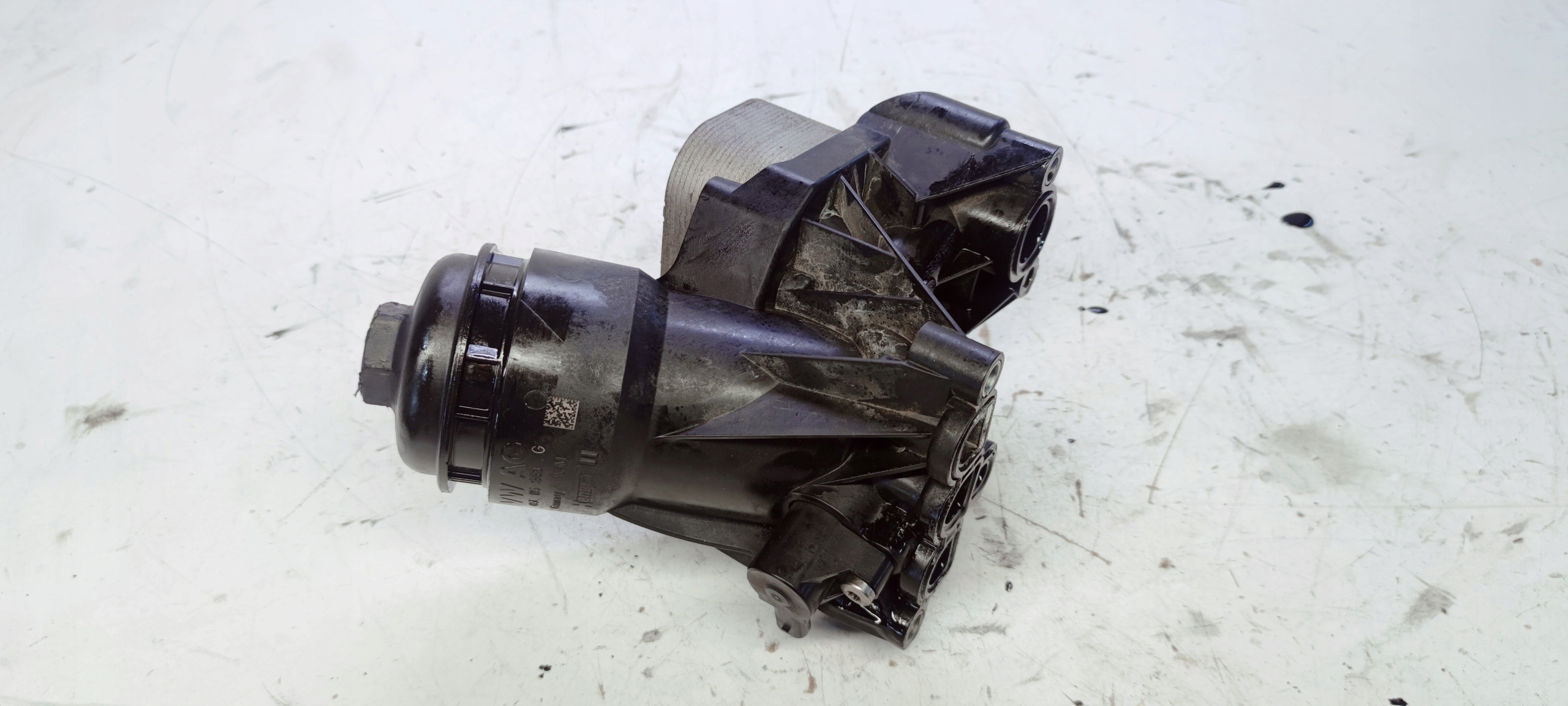 Gehäuse filter oil AUDI A6 C8 A7 05L115389G