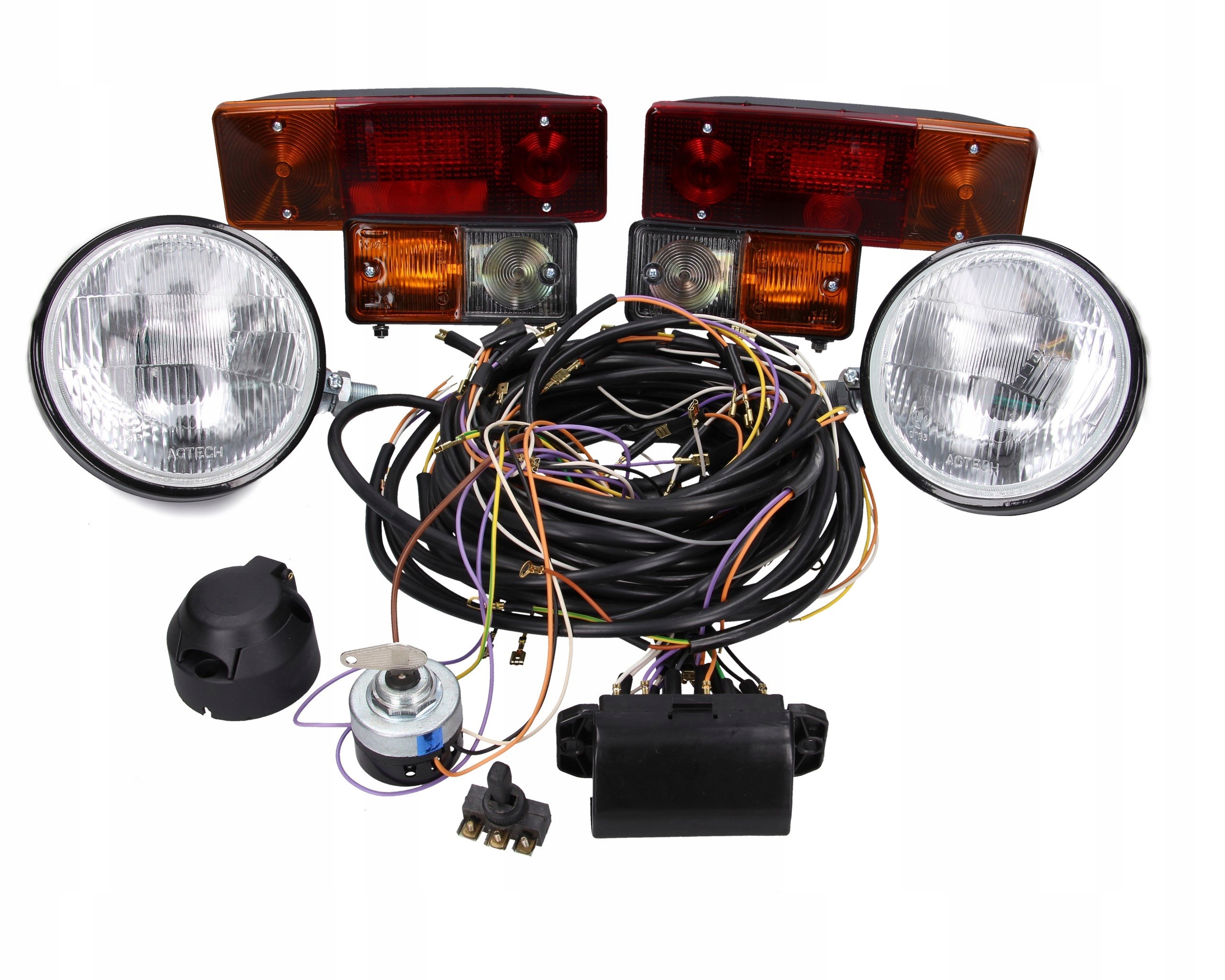 elektroinstalace Ursus C360 generátor lampy