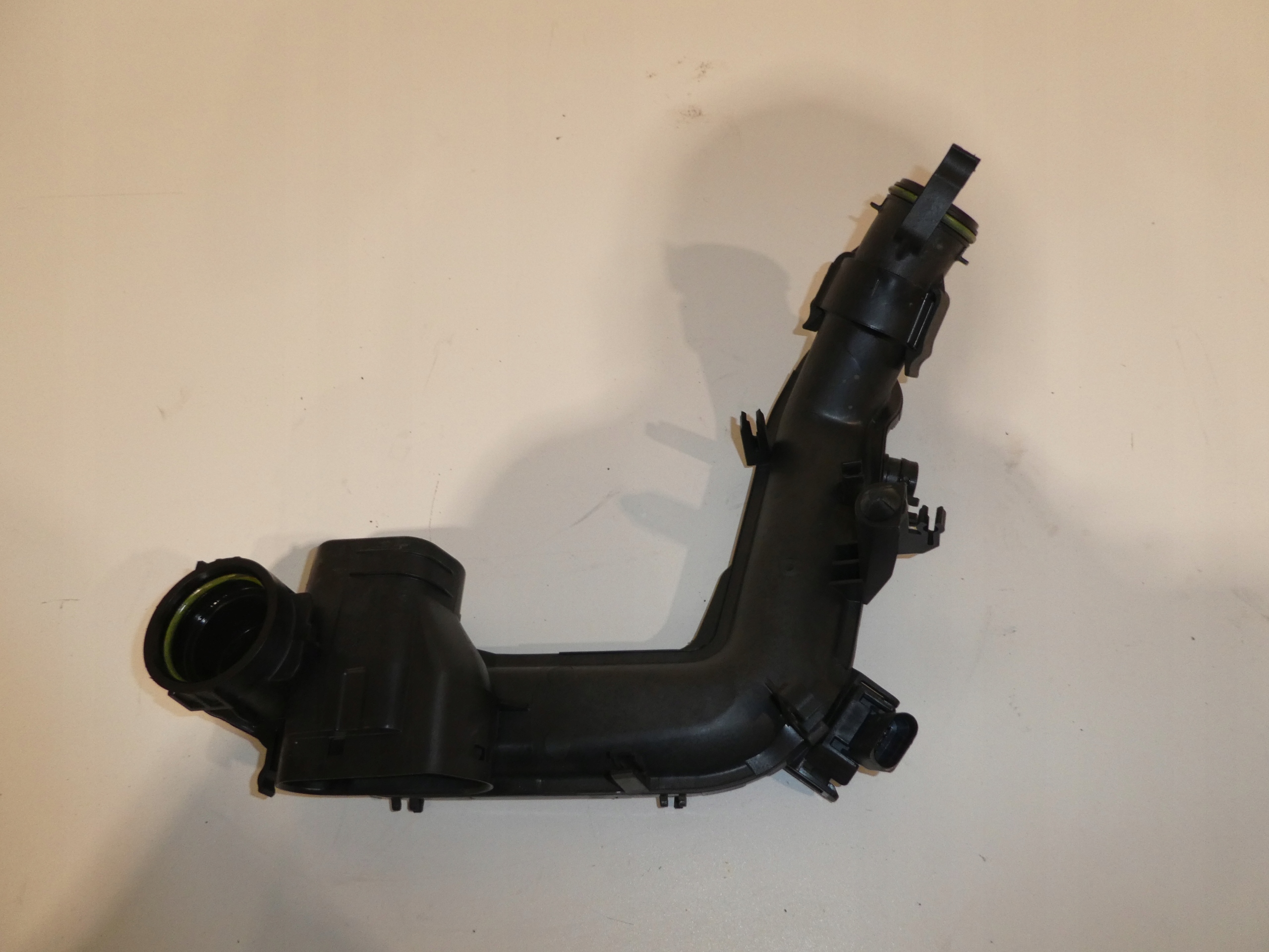 VW SEAT SKODA pipe air 04C145673E